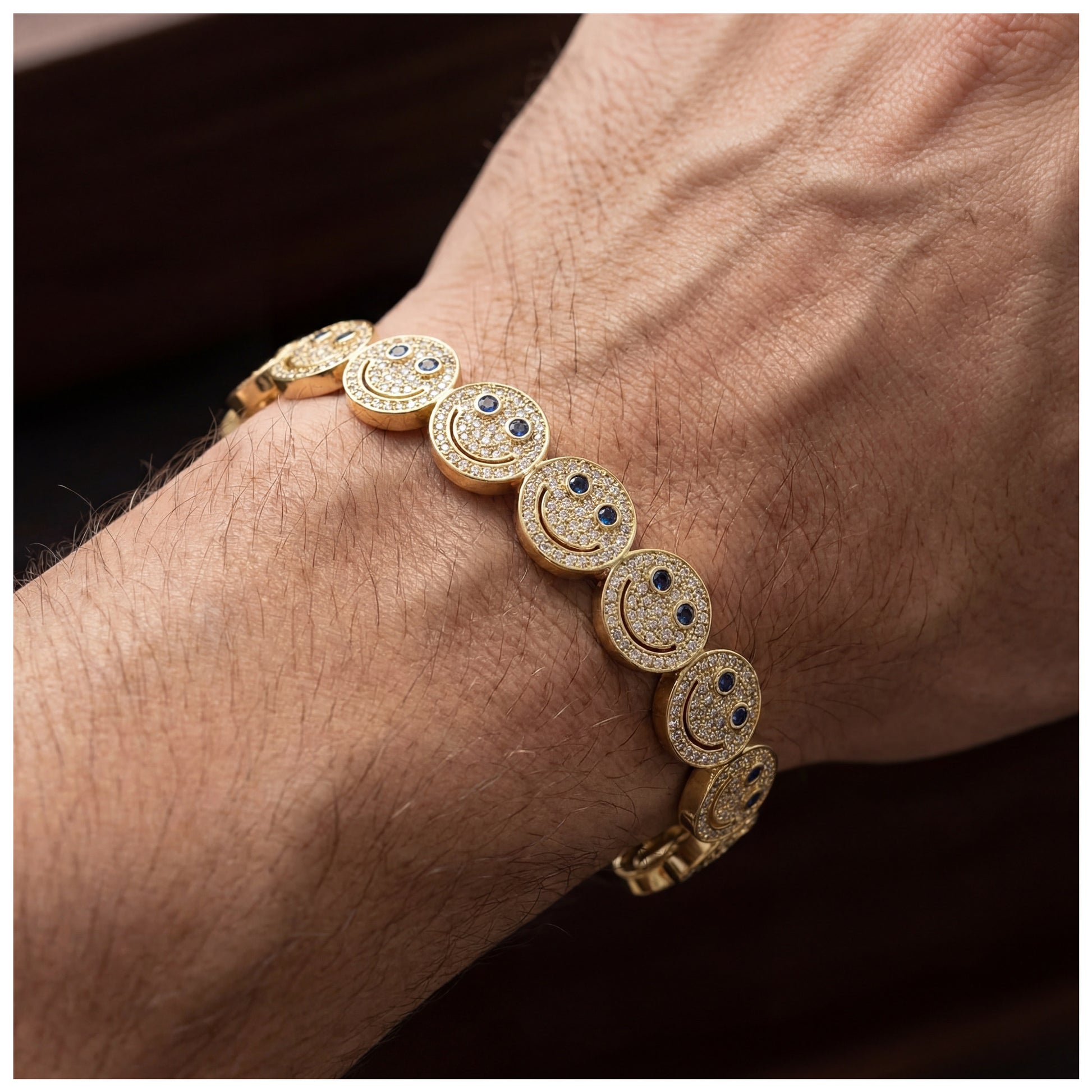 ICED OUT "SMILE" ARMREIF - ICERAIN JEWELRY