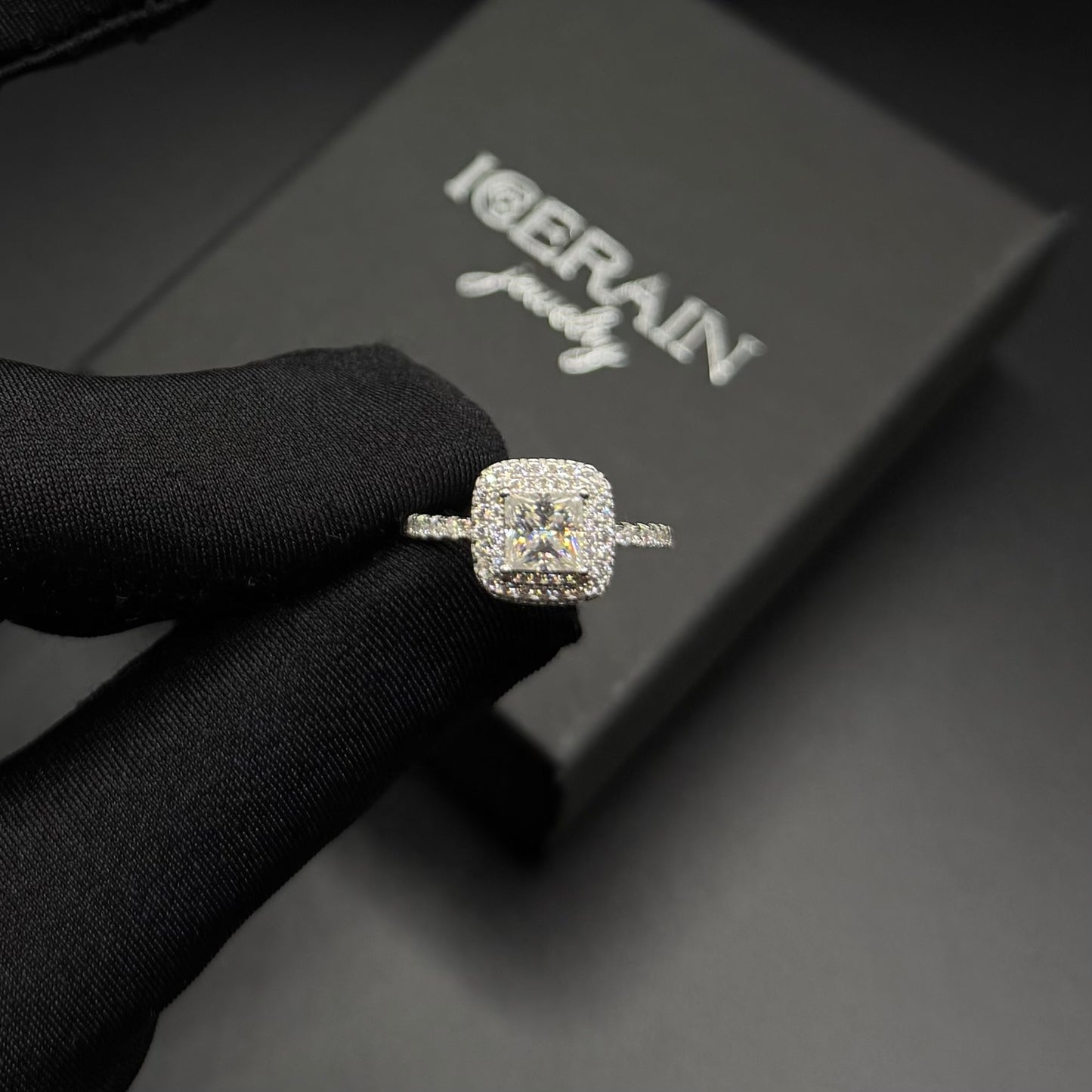 ICED OUT MOISSANITE "FOSOCO" WEISSGOLD 925S SILVER RING - ICERAIN JEWELRY