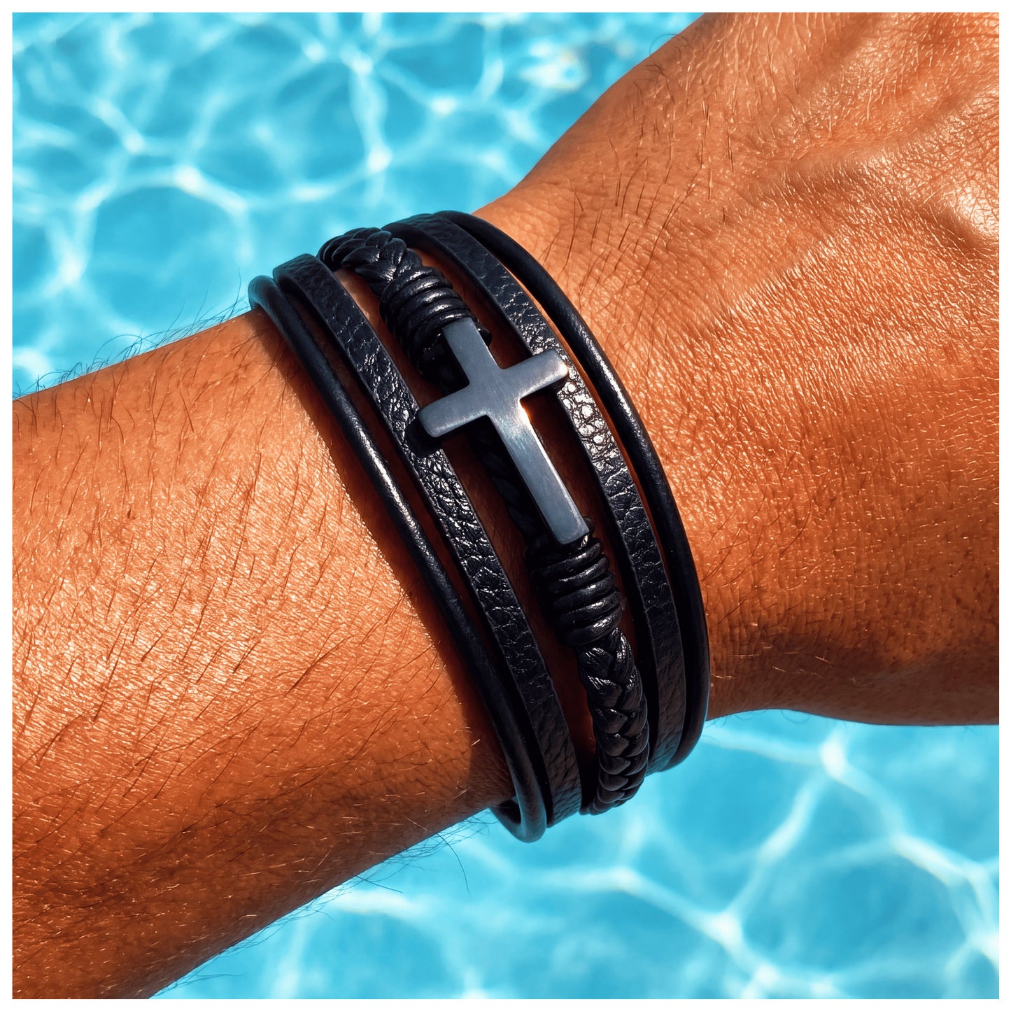 SALE | LEDER 19CM "BLACK CROSS" ARMBAND