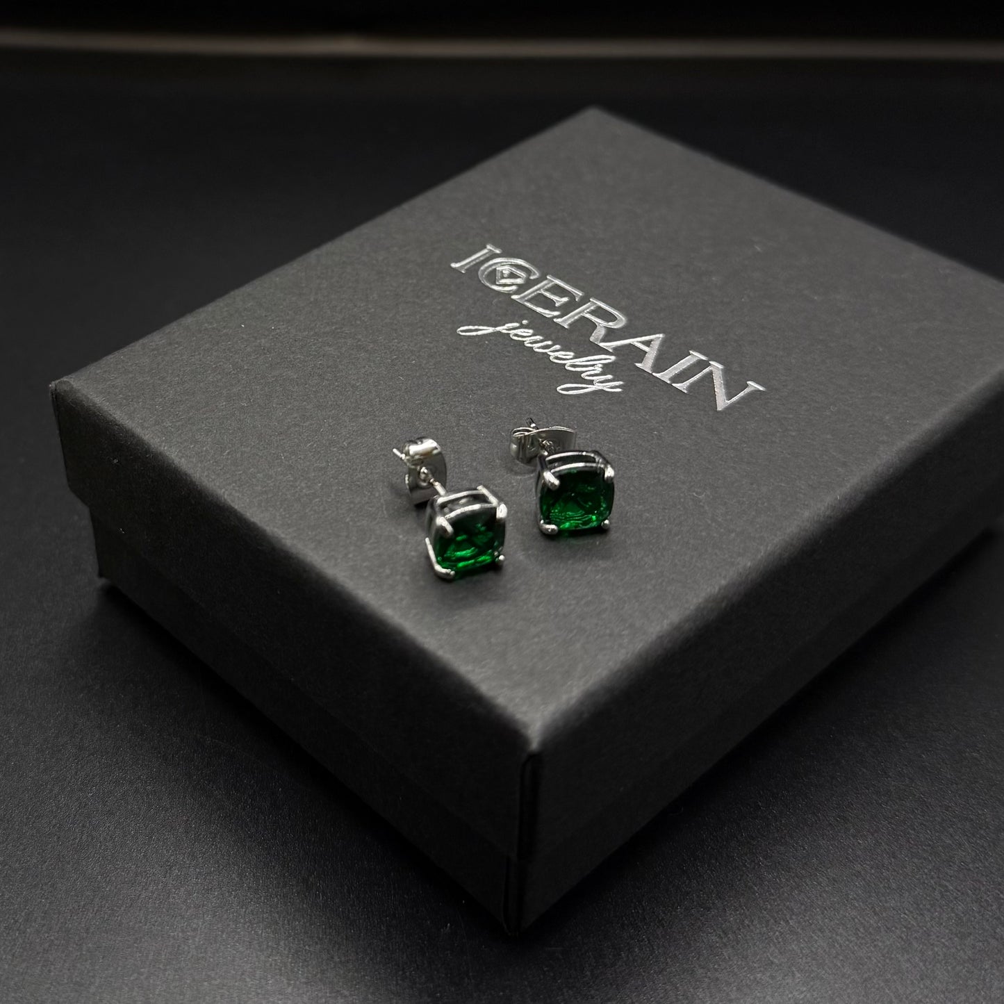 ICED OUT "GREEN VERSAILLE" OHRRINGE - ICERAIN JEWELRY