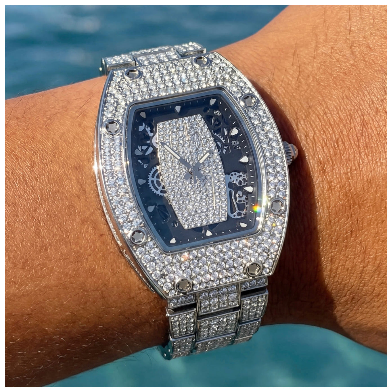 ICED OUT "OVALISAR" UHR - ICERAIN JEWELRY