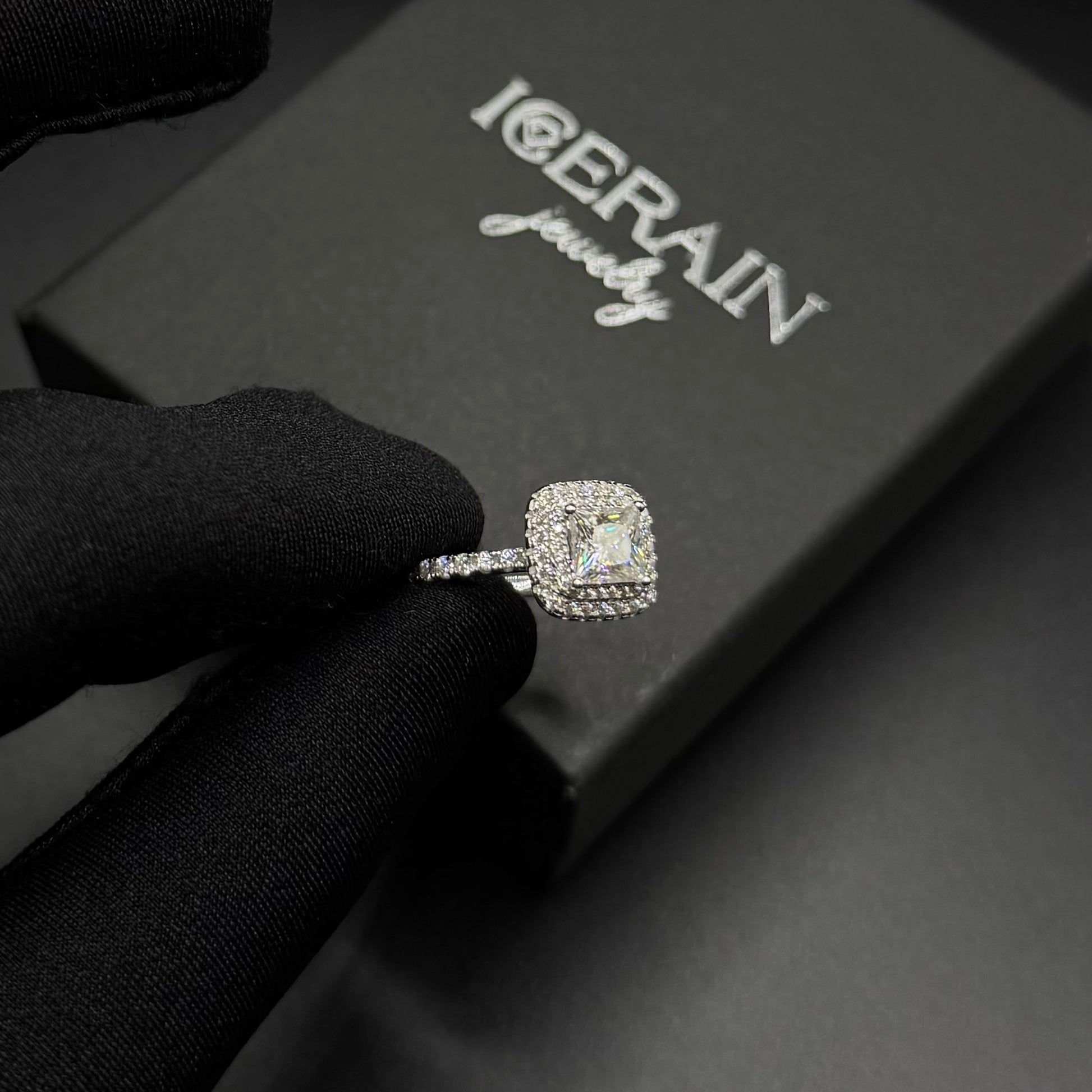 ICED OUT MOISSANITE "FOSOCO" WEISSGOLD 925S SILVER RING - ICERAIN JEWELRY