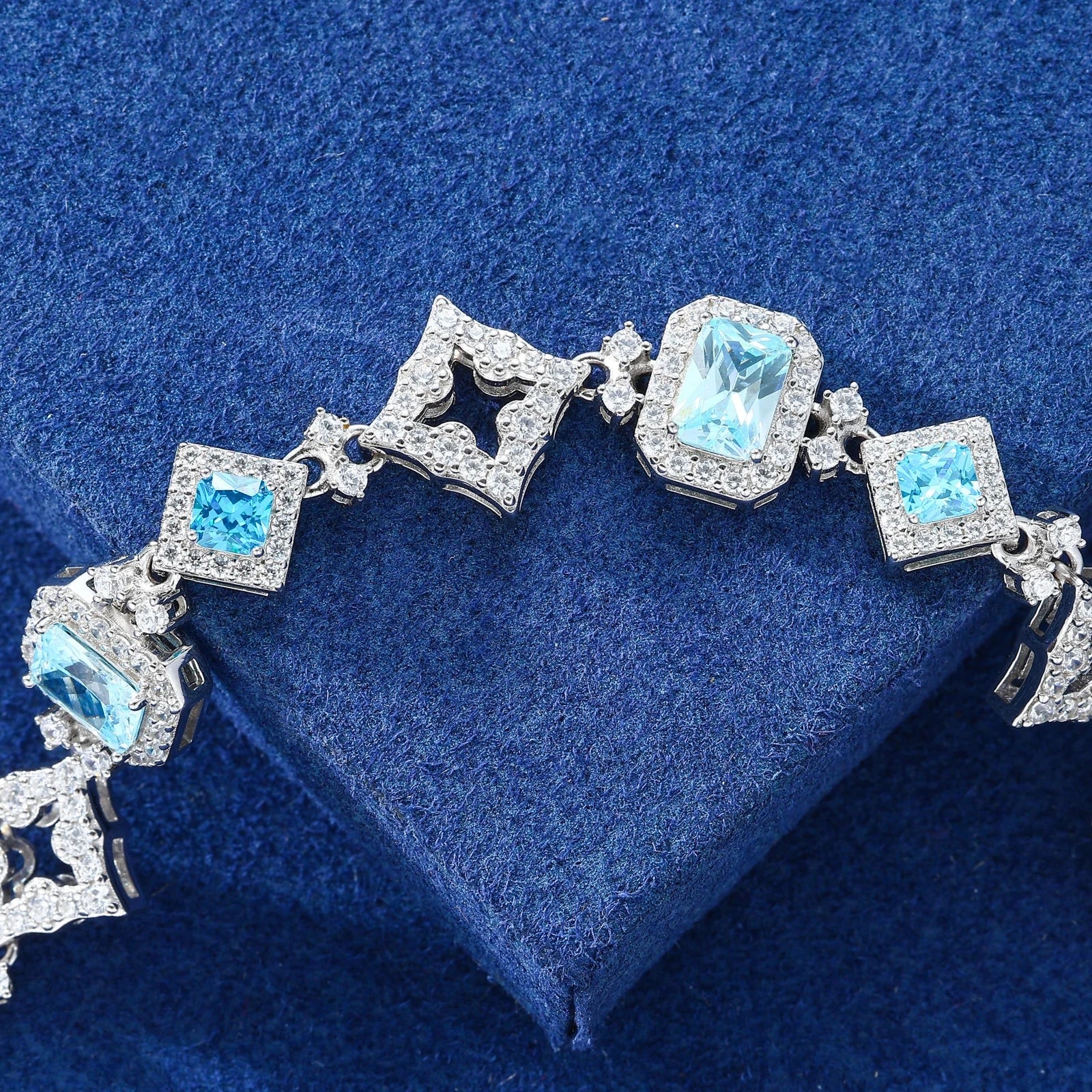 ICED OUT 13MM MOISSANITE "BLUNOVA" WEISSGOLD 925S SILVER ARMBAND - ICERAIN JEWELRY