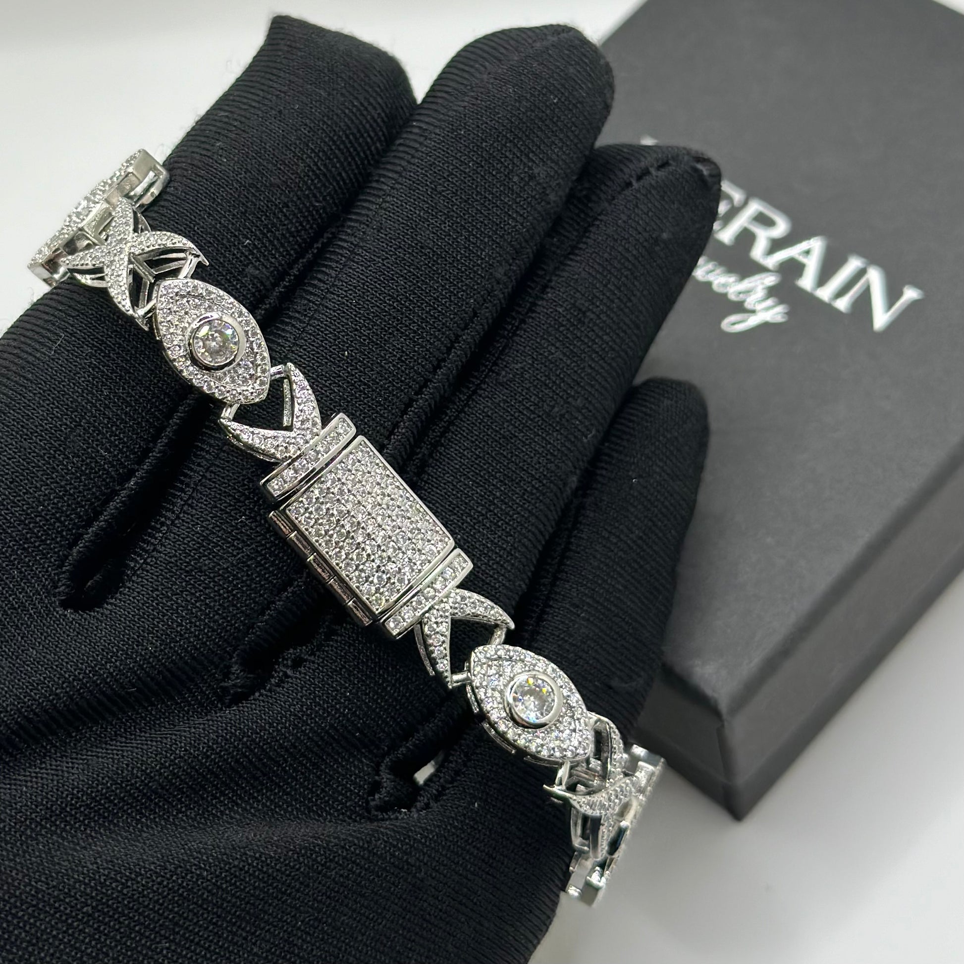 Luxus Iced Out 10mm "Collabo" Armbänder - ICERAIN JEWELRY