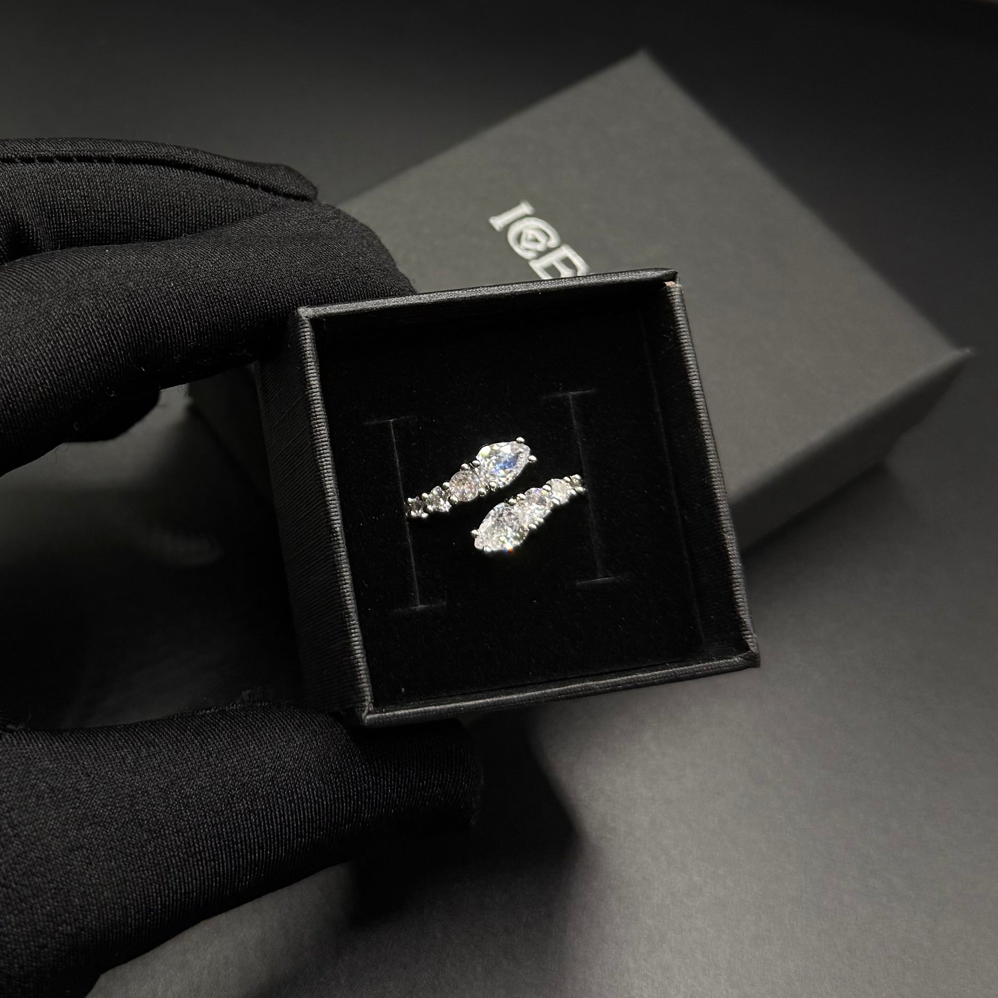 ICED OUT "XANSI" RING - ICERAIN JEWELRY