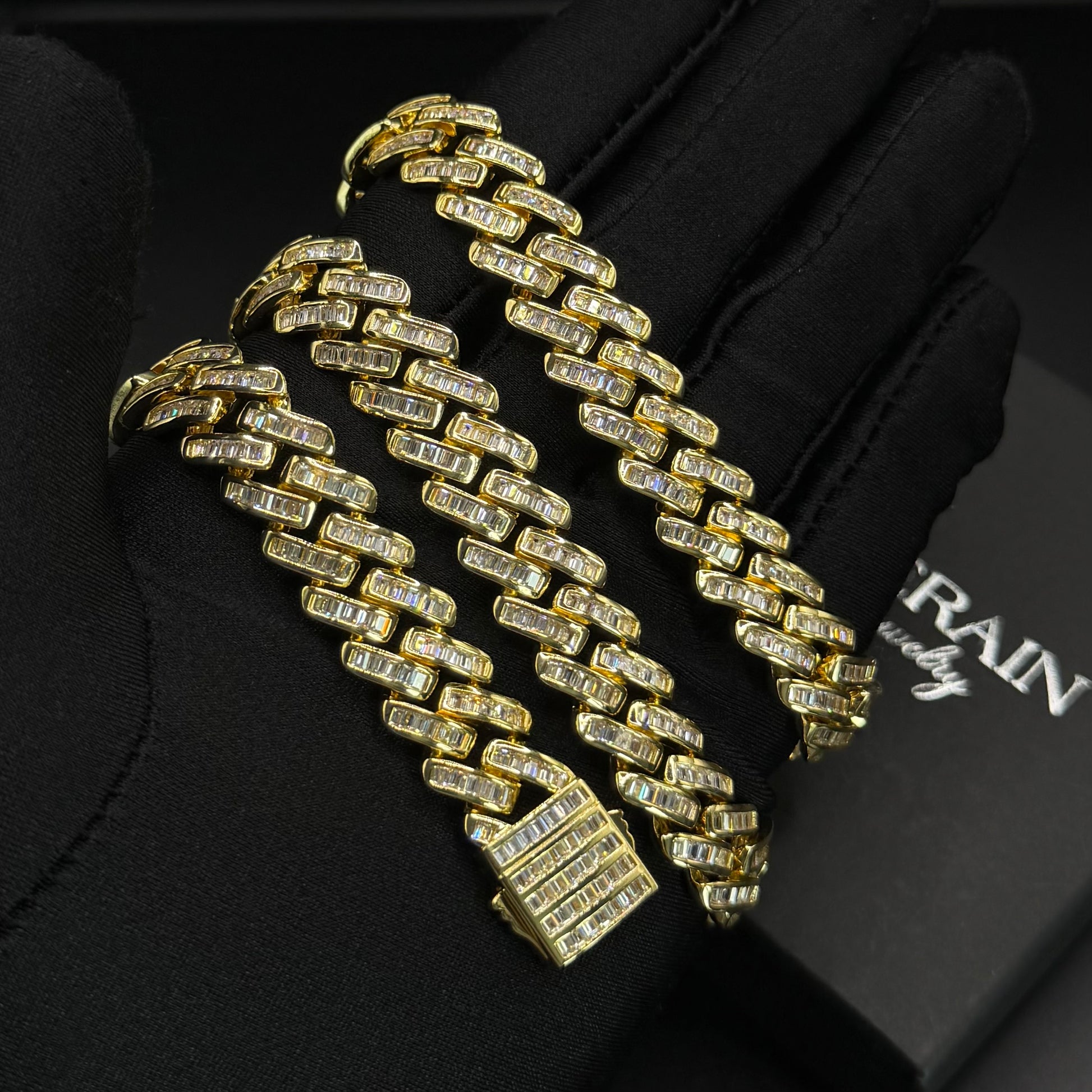 ICED OUT 12MM "GOLD PRONG CUBAN V2" KETTE - ICERAIN JEWELRY