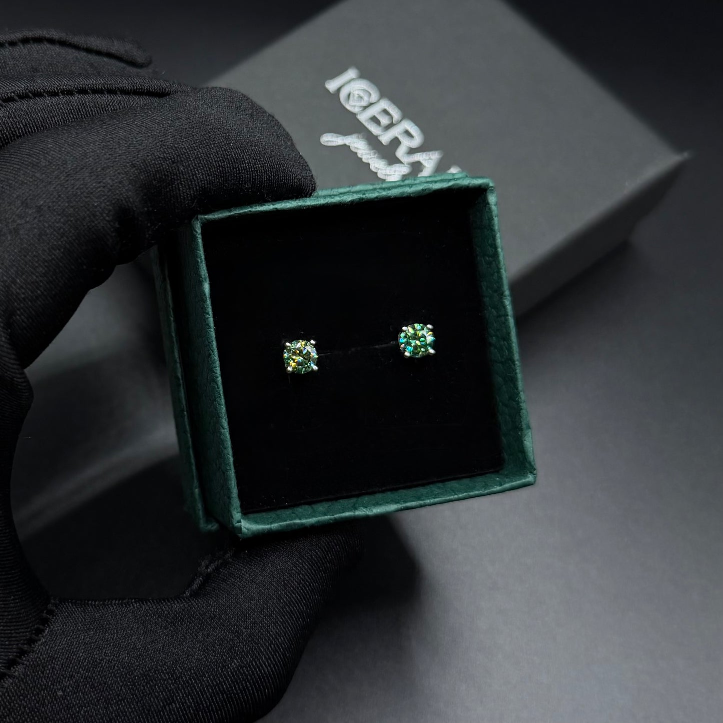 ICED OUT MOISSANITE "GREEN PAROLO" WEISSGOLD 925S SILVER OHRRINGE - ICERAIN JEWELRY