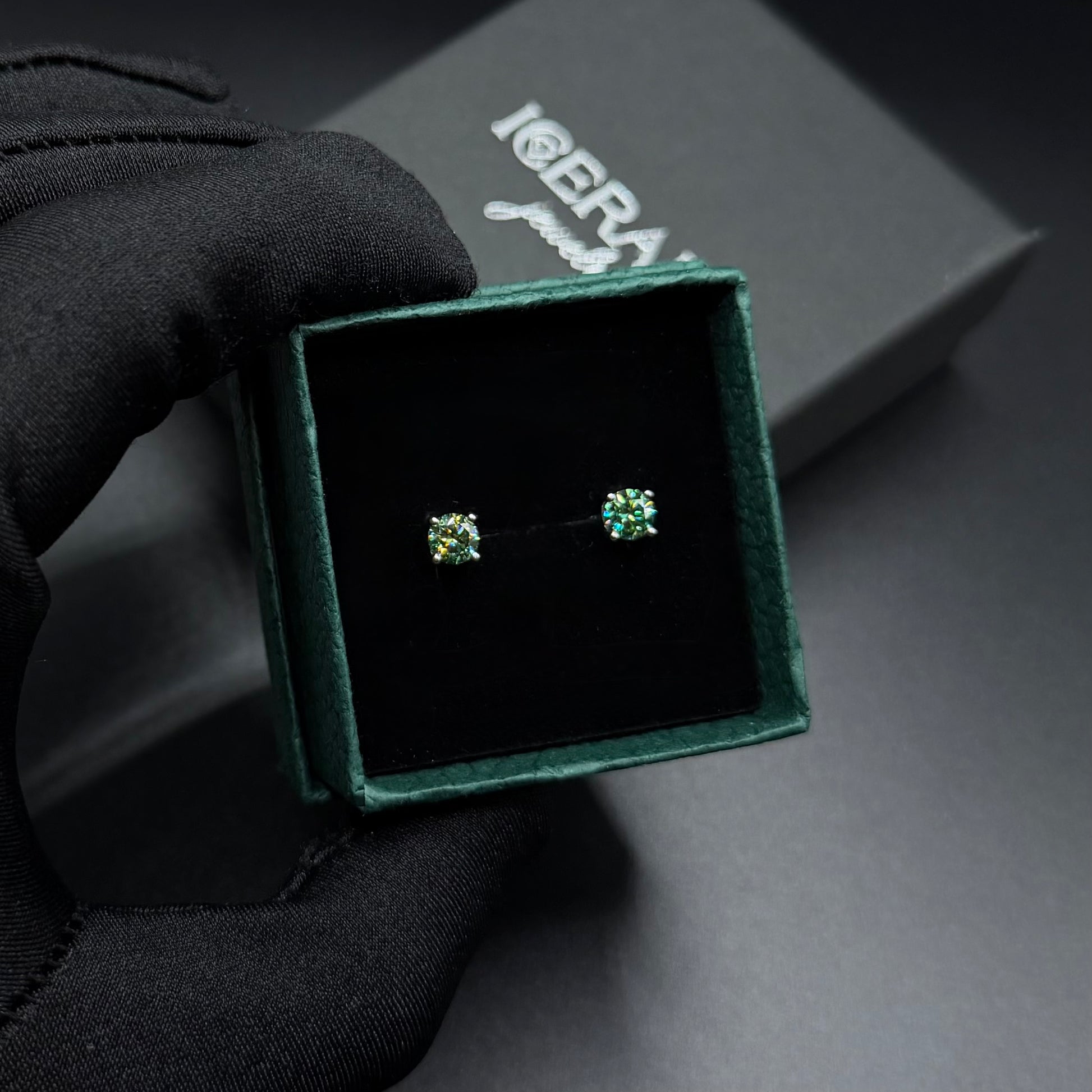 ICED OUT MOISSANITE "GREEN PAROLO" WEISSGOLD 925S SILVER OHRRINGE - ICERAIN JEWELRY