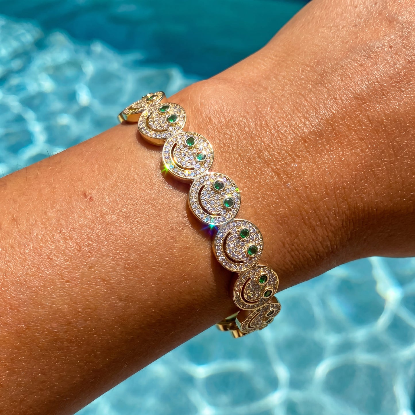 ICED OUT "SMILE" ARMREIF - ICERAIN JEWELRY