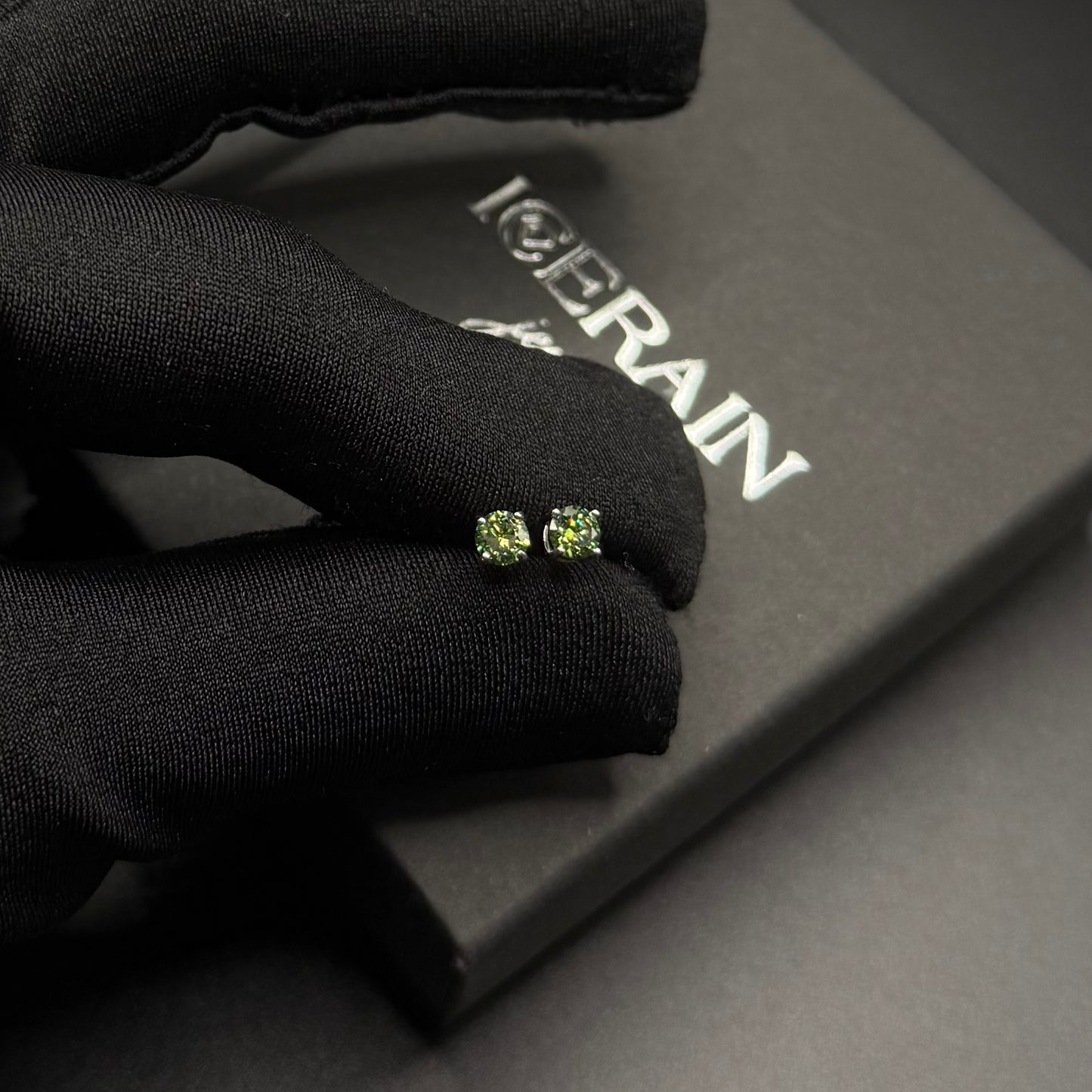 ICED OUT MOISSANITE "GREEN PAROLO" WEISSGOLD 925S SILVER OHRRINGE - ICERAIN JEWELRY