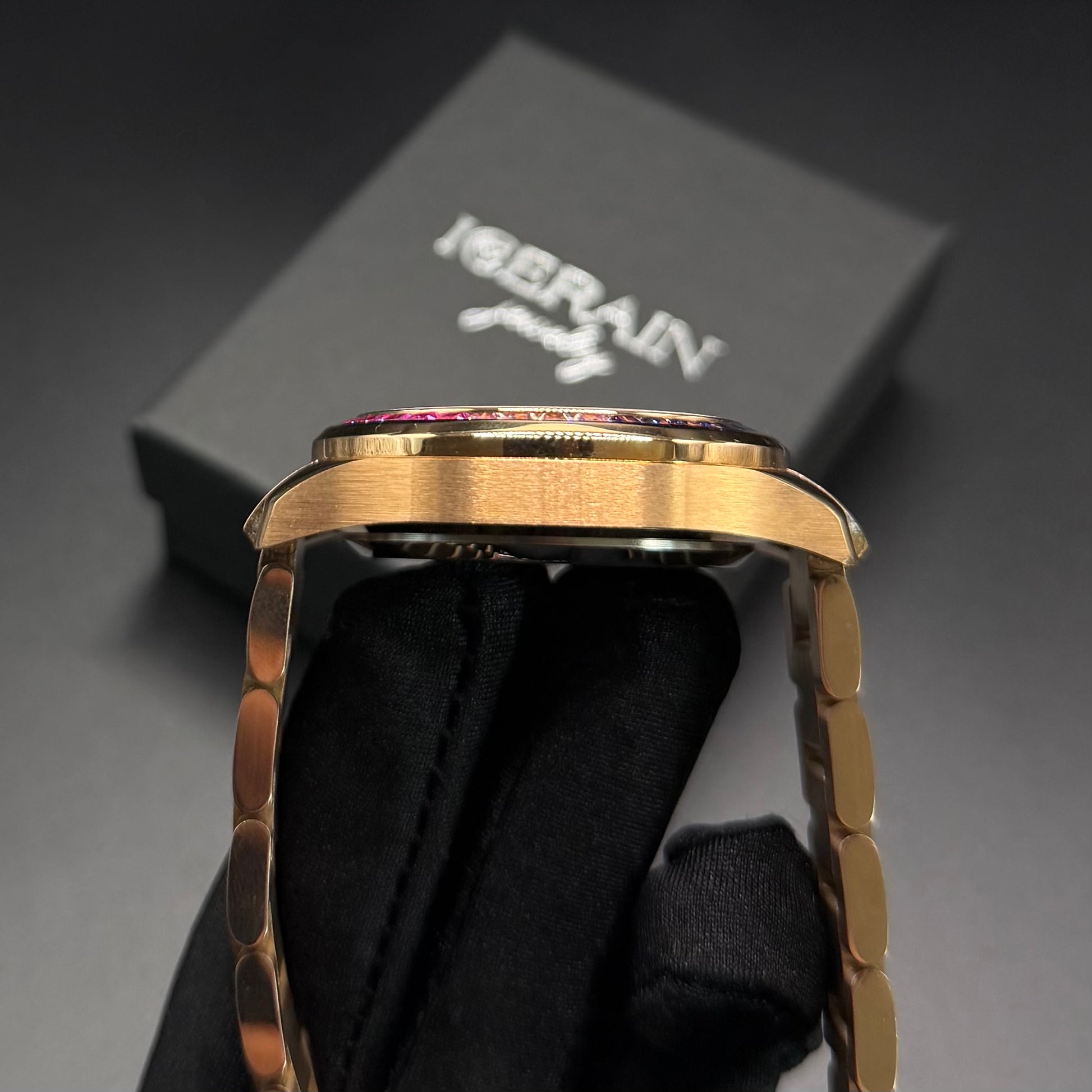 ICED OUT "AURA" UHR - ICERAIN JEWELRY