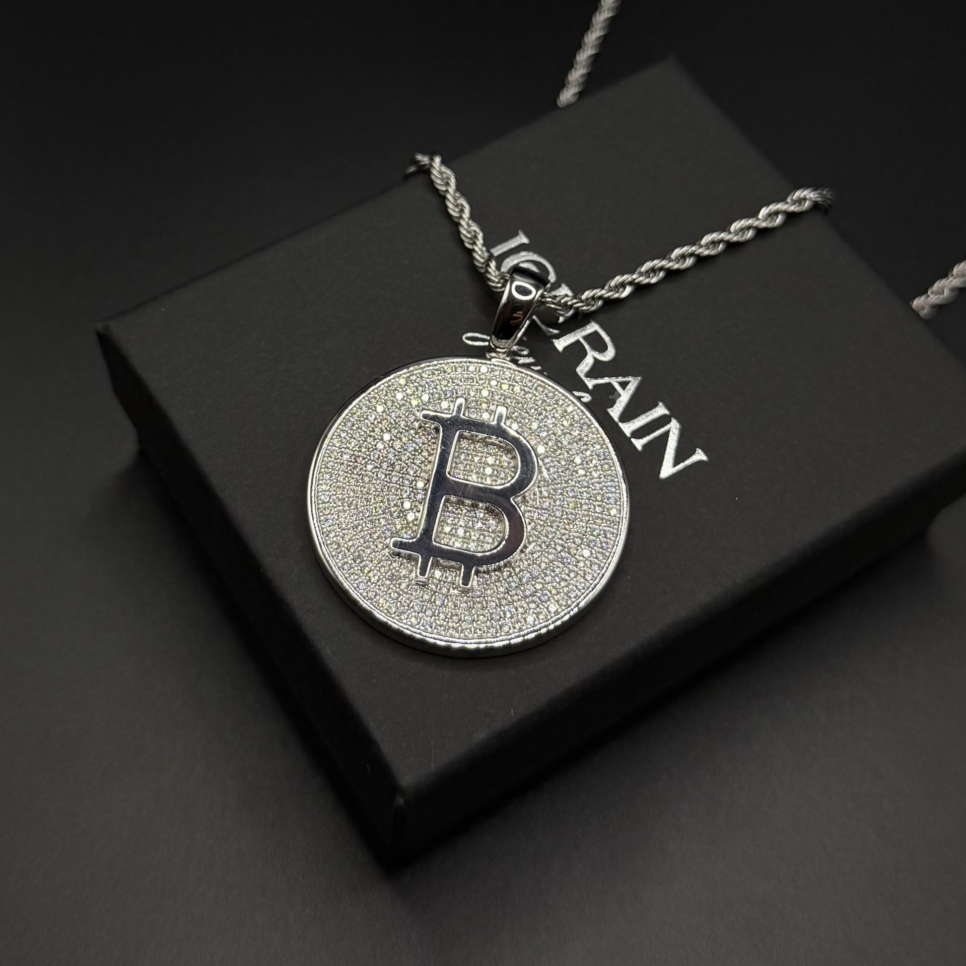 ICED OUT MOISSANITE "BITCOIN" WEISSGOLD 925S SILVER KETTE - ICERAIN JEWELRY