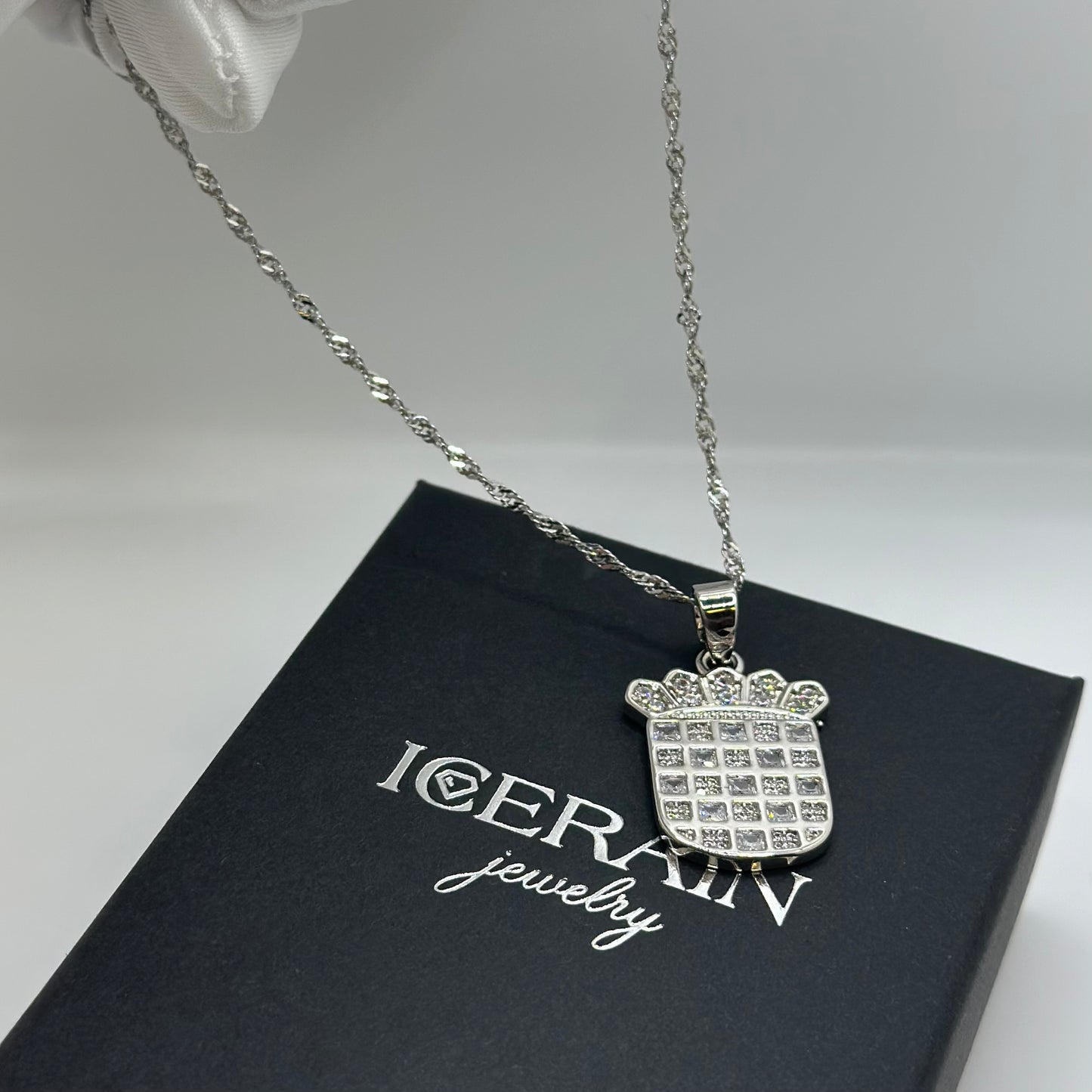 Luxus Iced Out "Croatia" Länderkette - ICERAIN JEWELRY