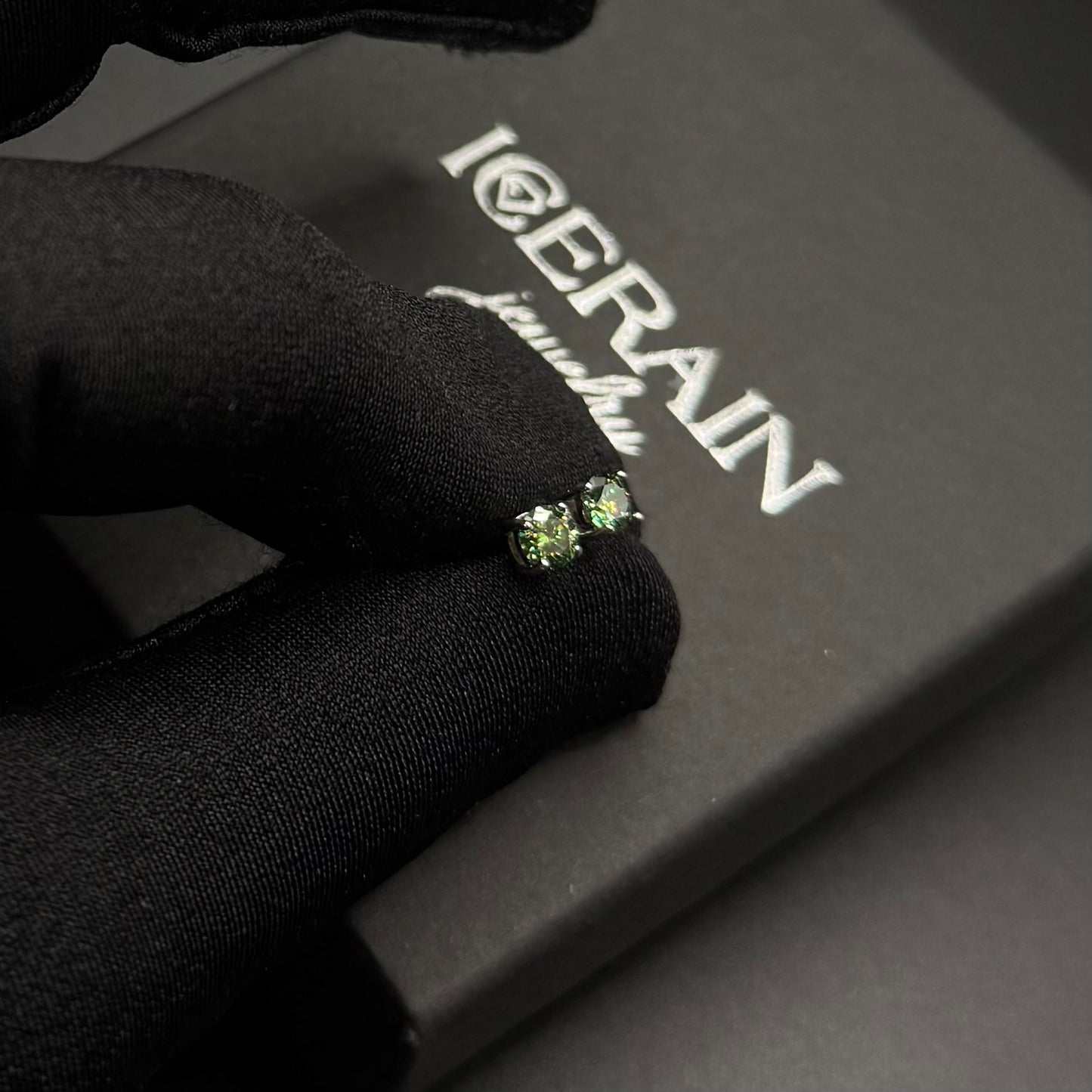 ICED OUT MOISSANITE "GREEN PAROLO" WEISSGOLD 925S SILVER OHRRINGE - ICERAIN JEWELRY