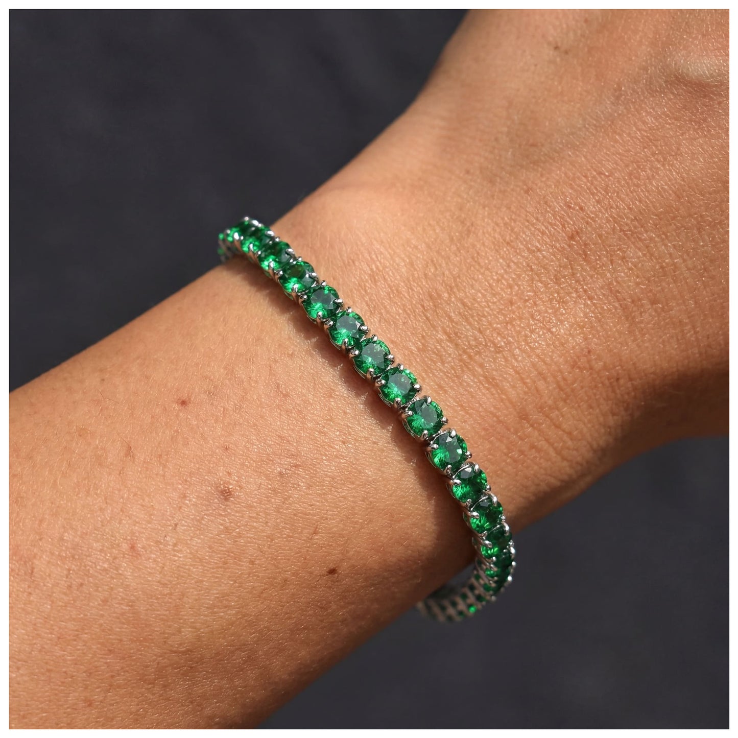 ICED OUT 4MM "GREEN TENNIS" ARMBAND - ICERAIN JEWELRY