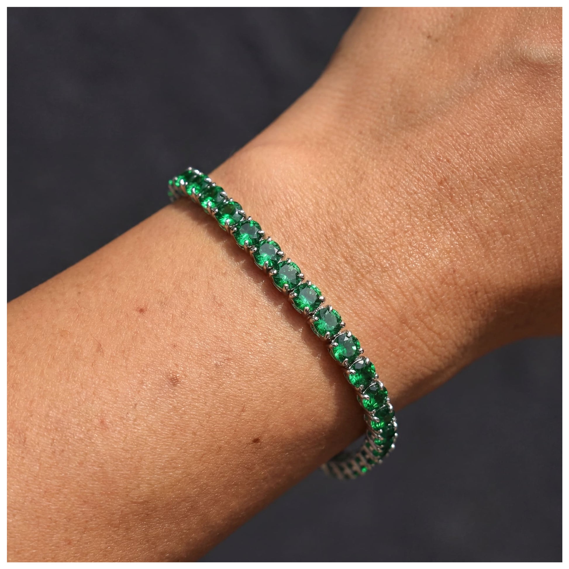 ICED OUT 4MM "GREEN TENNIS" ARMBAND - ICERAIN JEWELRY