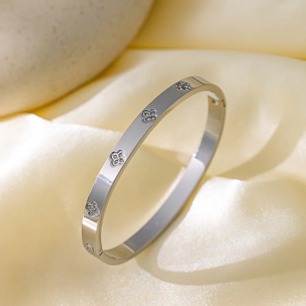 EDELSTAHL "CLASSIC CLOVER" ARMREIF - ICERAIN JEWELRY