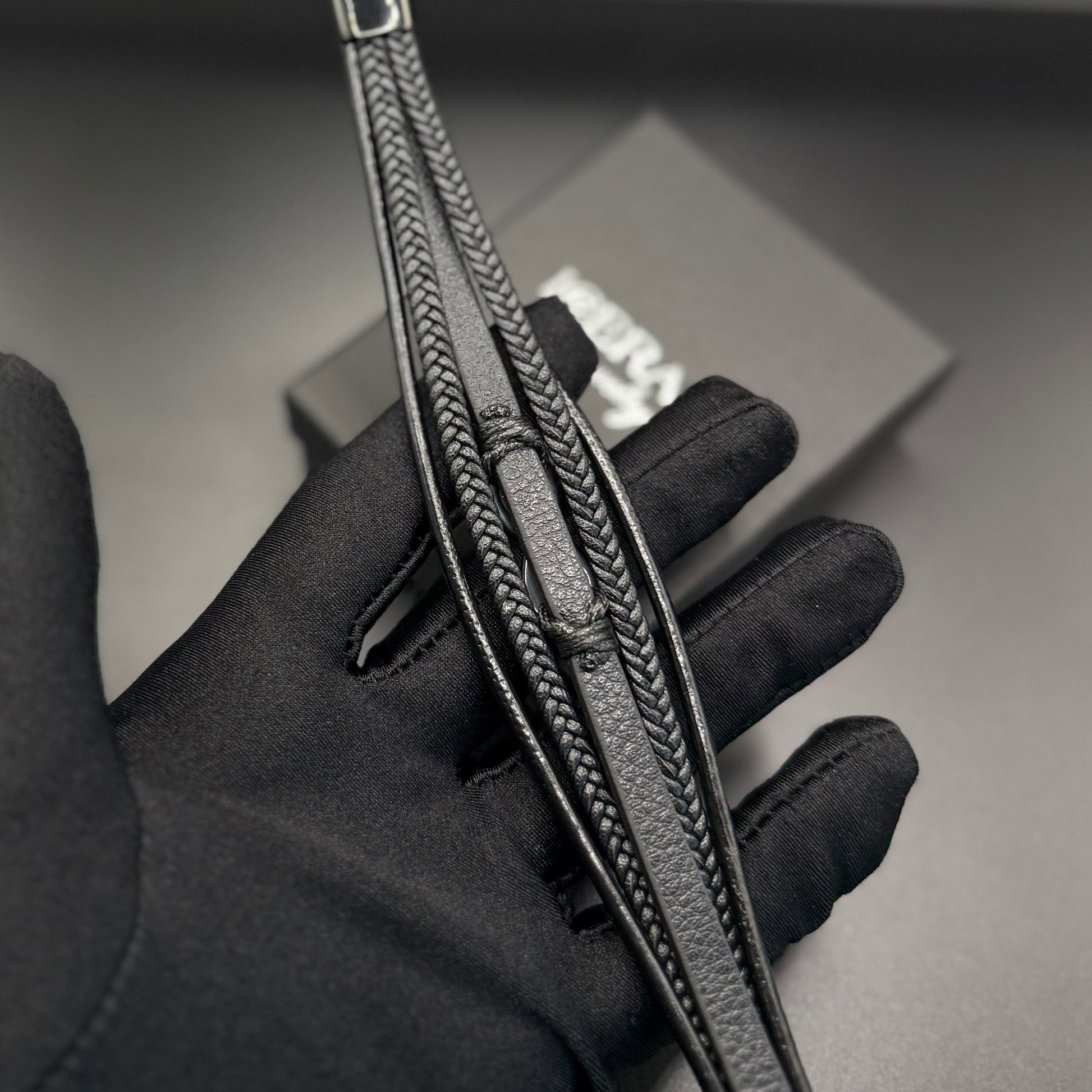 SALE | LEDER 19CM "BLACK INFINITY" ARMBAND - ICERAIN JEWELRY
