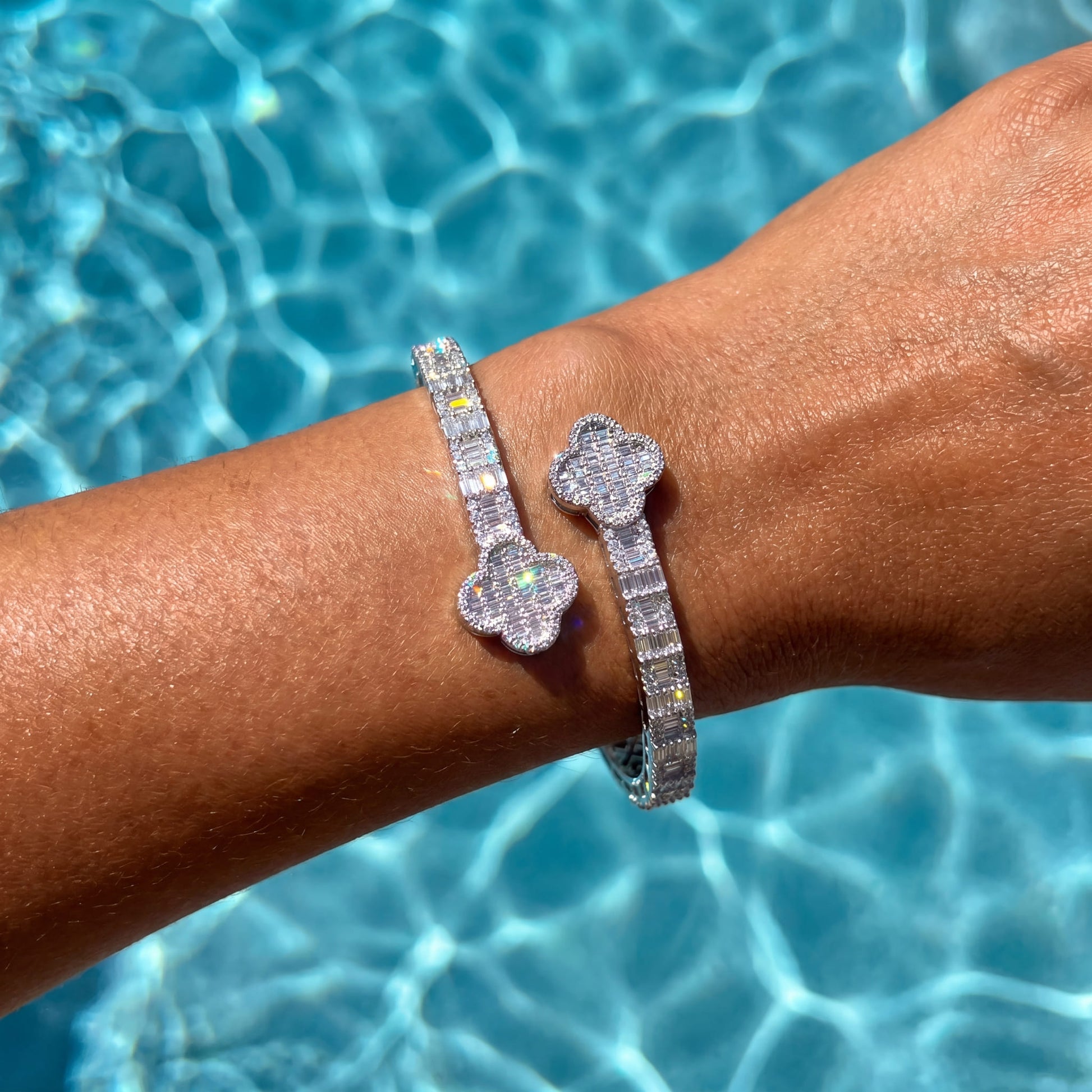 ICED OUT "CLOVER" ARMREIF - ICERAIN JEWELRY