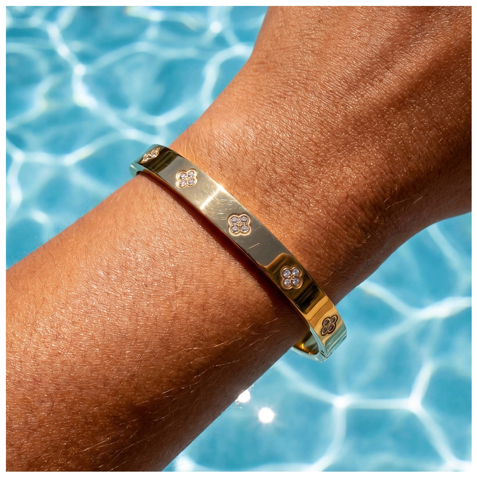 EDELSTAHL "CLASSIC CLOVER" ARMREIF - ICERAIN JEWELRY