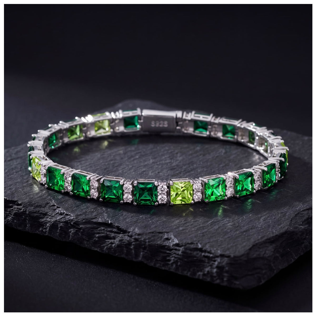 ICED OUT 7,5MM MOISSANITE "GREEN OCEAN TENNIS" WEISSGOLD 925S SILVER ARMBAND