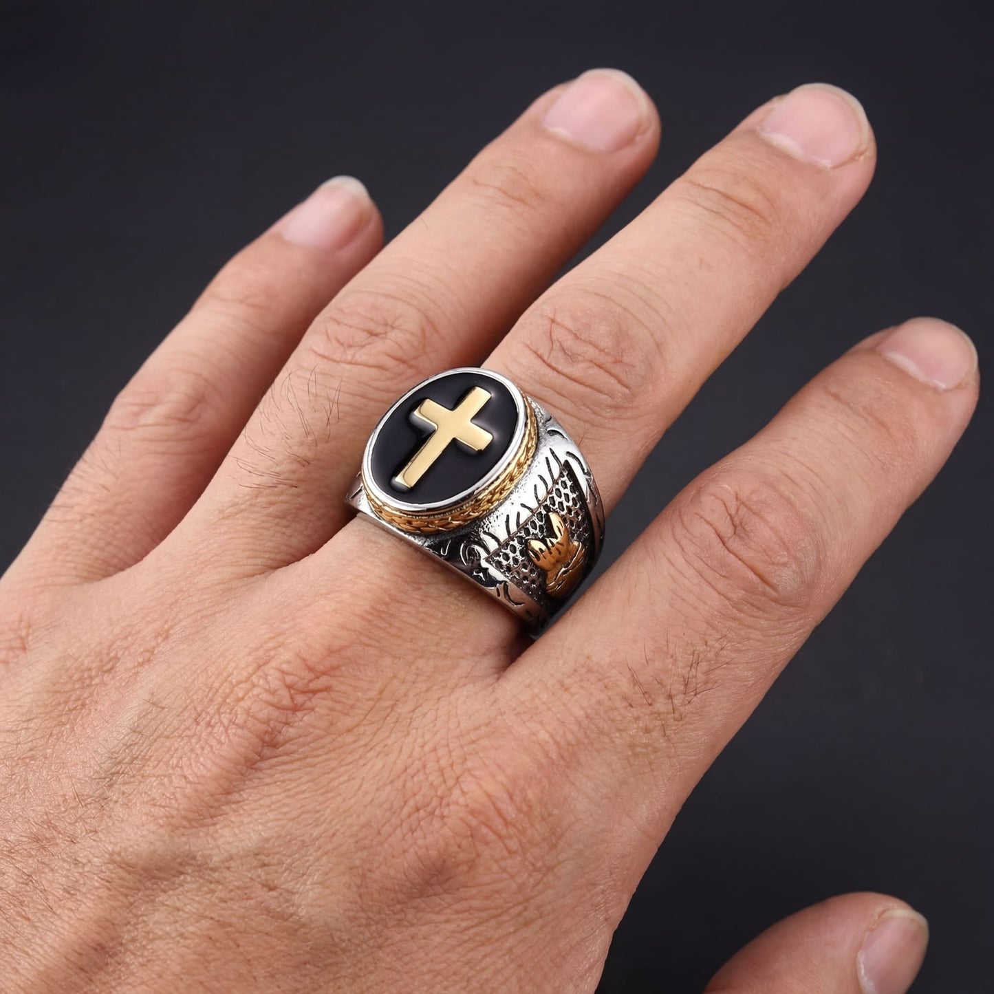 EDELSTAHL "CROSS V6" RING - ICERAIN JEWELRY