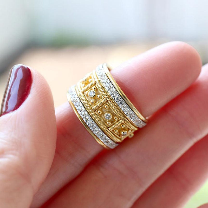 ICED OUT "GOLDEN CIRCLE" RING - ICERAIN JEWELRY