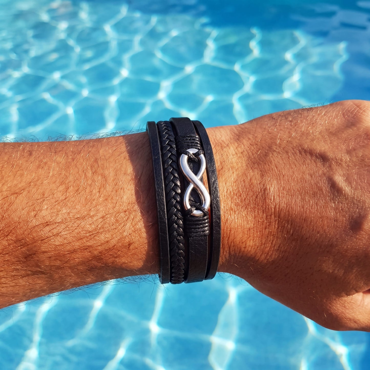 LEDER "INFINITY" ARMBAND - ICERAIN JEWELRY