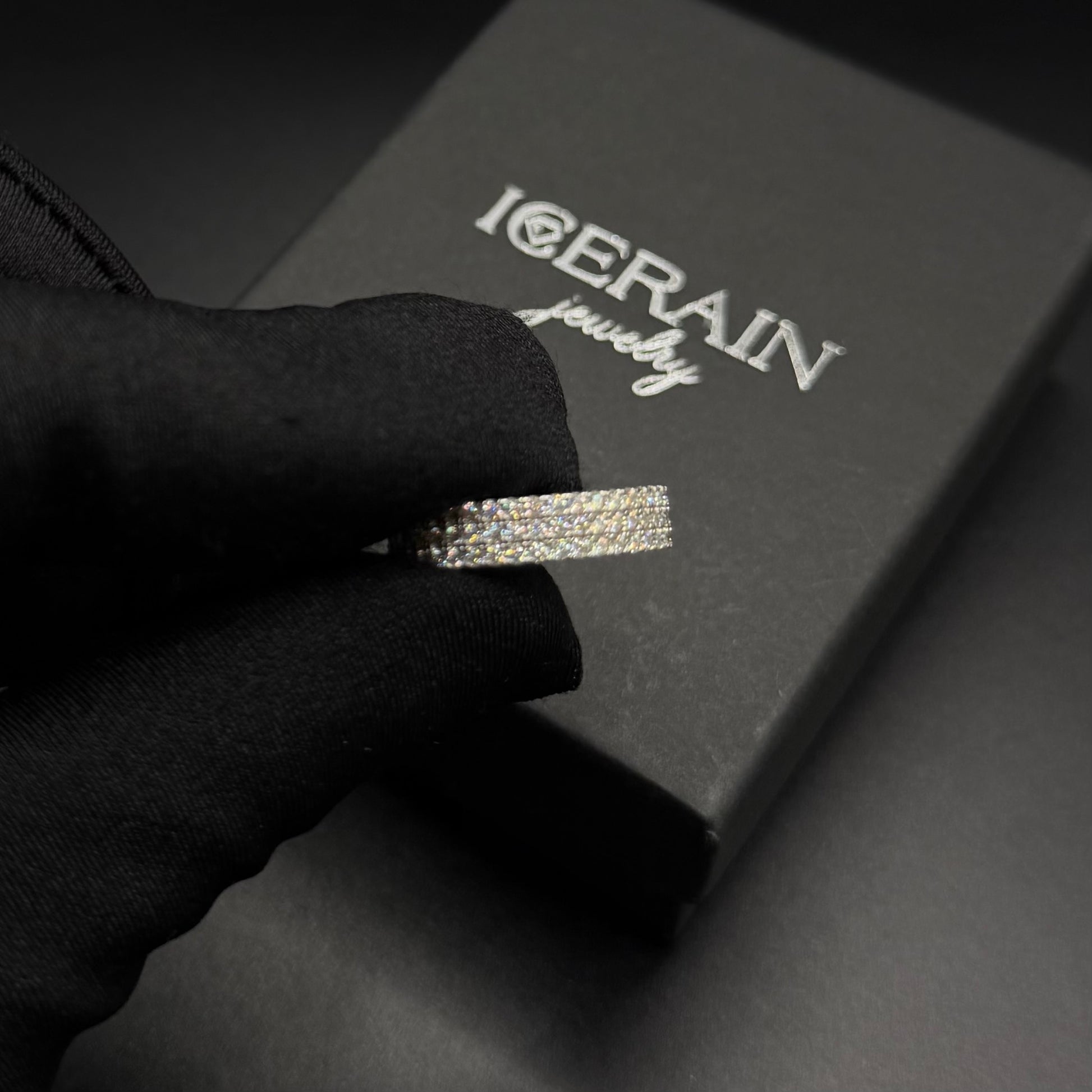 ICED OUT MOISSANITE "HASUNA" WEISSGOLD 925S SILVER RING - ICERAIN JEWELRY