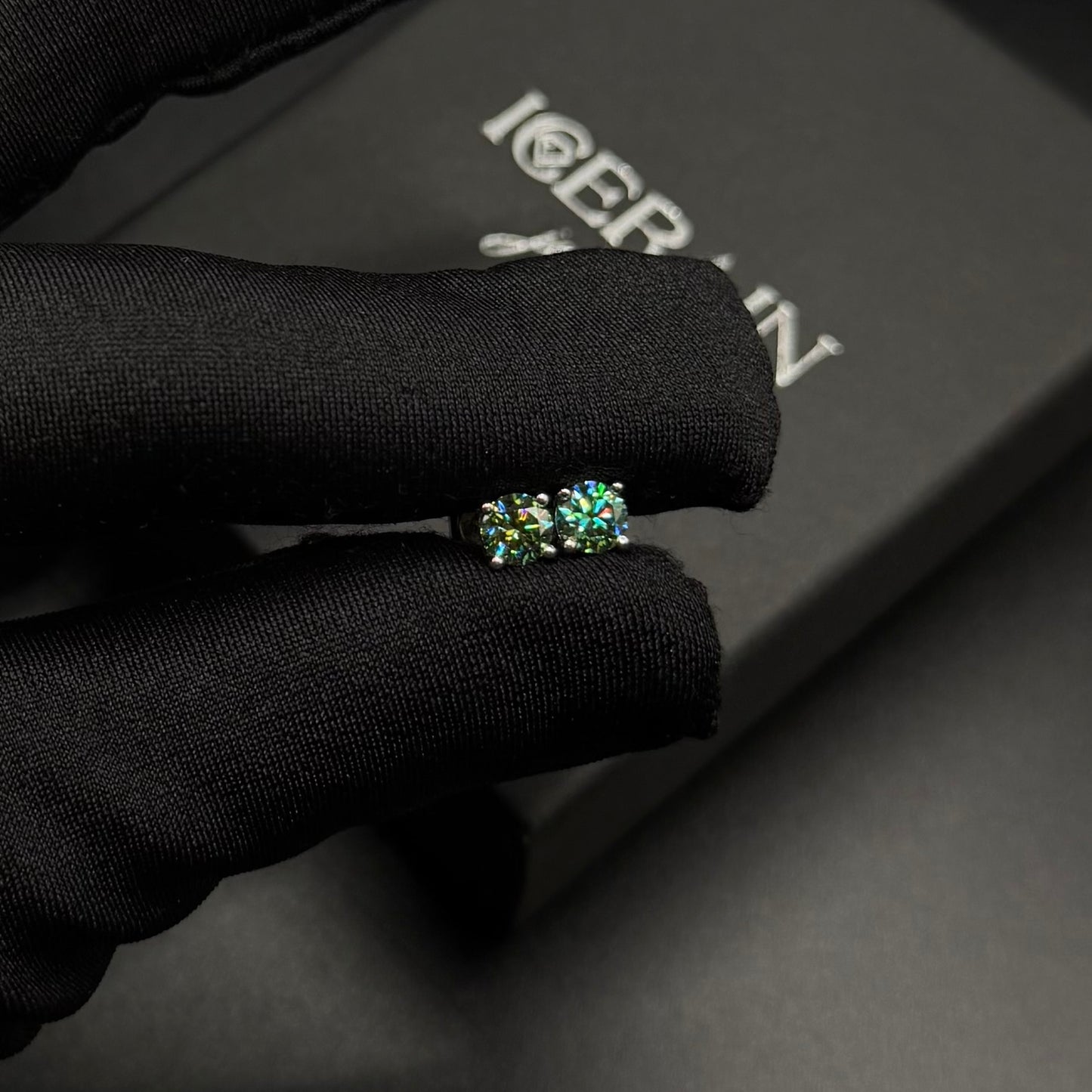 ICED OUT MOISSANITE "GREEN PAROLO" WEISSGOLD 925S SILVER OHRRINGE - ICERAIN JEWELRY