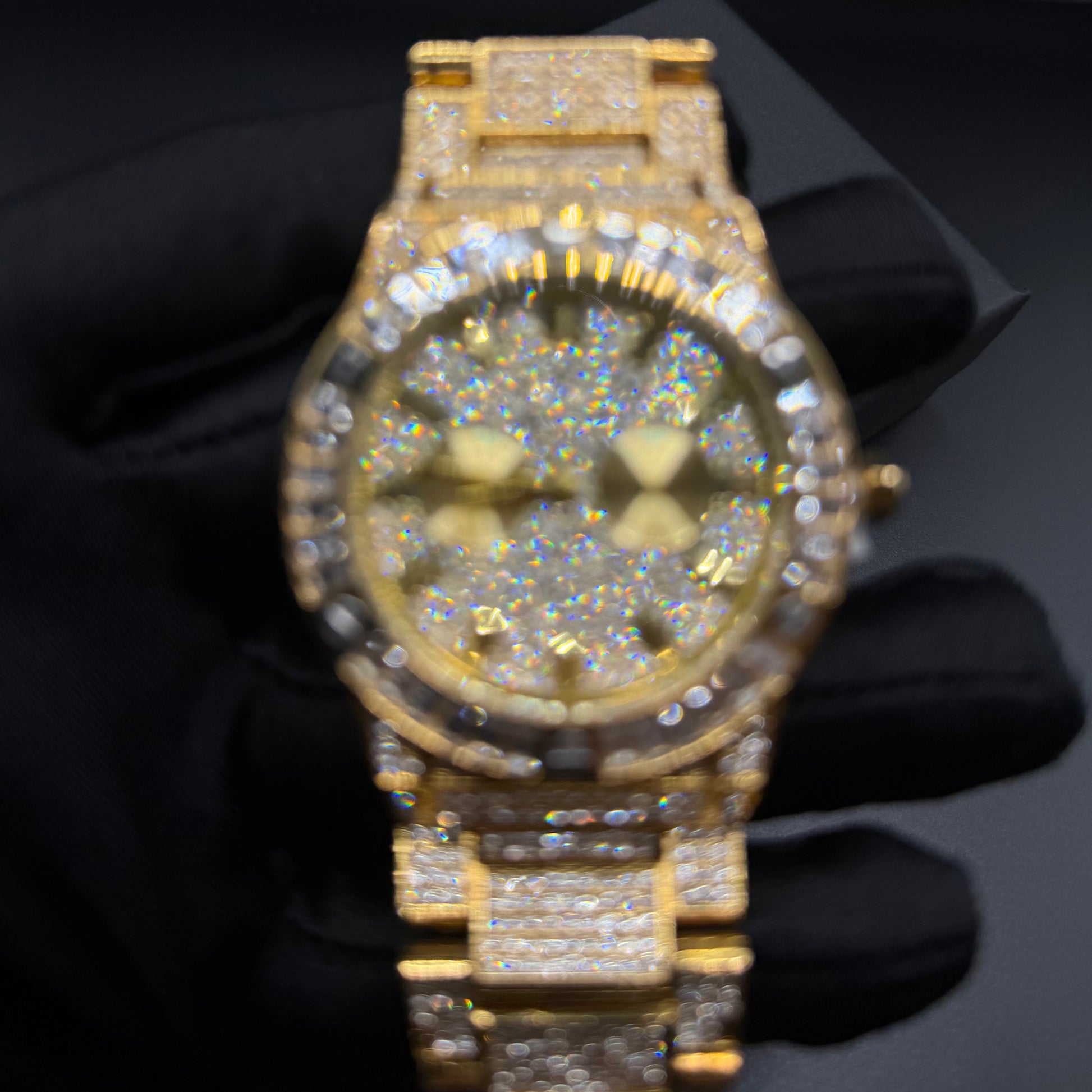 ICED OUT "MACORE" UHR - ICERAIN JEWELRY