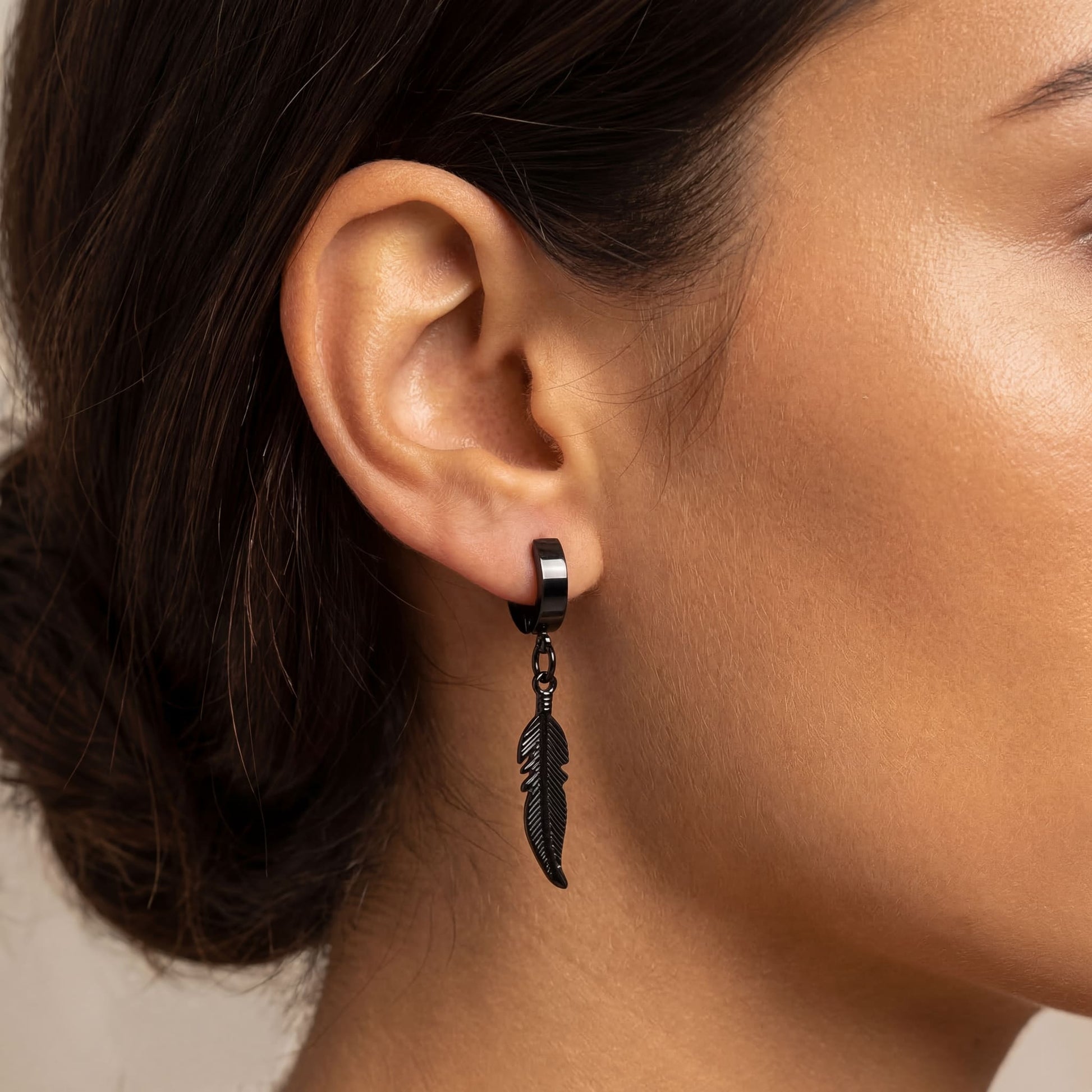 EDELSTAHL "BLACK PIUMA" OHRRINGE - ICERAIN JEWELRY