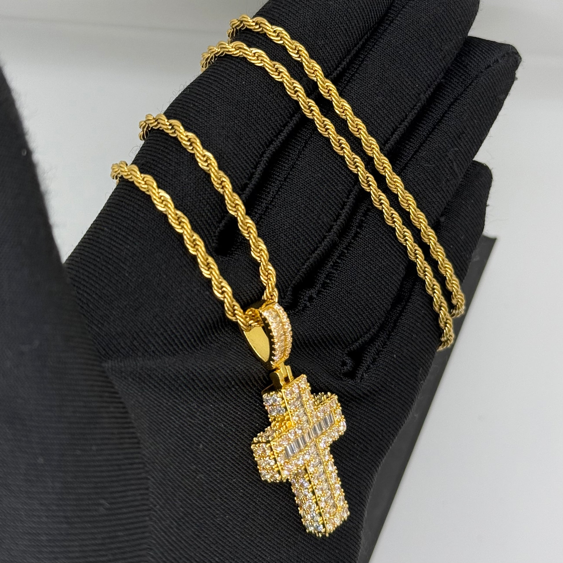 Luxus Iced Out "Cross V5" Kette - ICERAIN JEWELRY