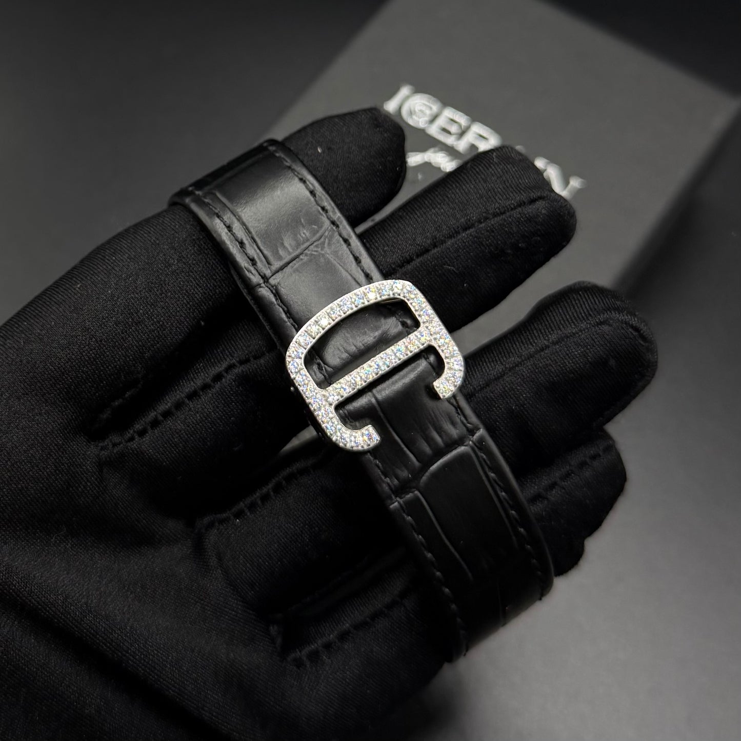 ICED OUT 40MM MOISSANITE "BLACK ROMA PIAZZA" UHR - ICERAIN JEWELRY