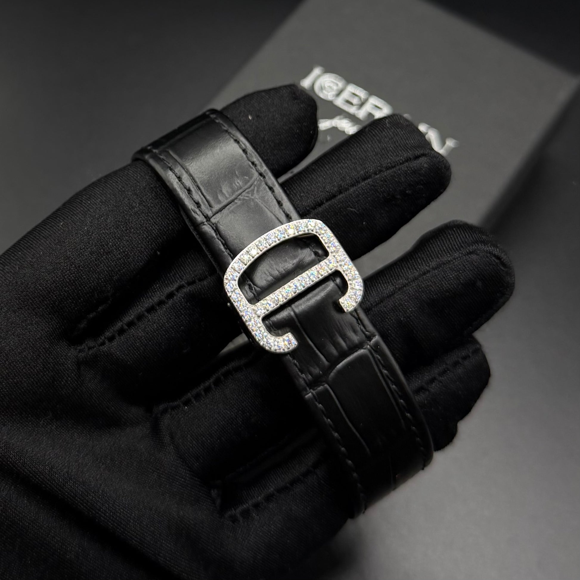 ICED OUT 40MM MOISSANITE "BLACK ROMA PIAZZA" UHR - ICERAIN JEWELRY