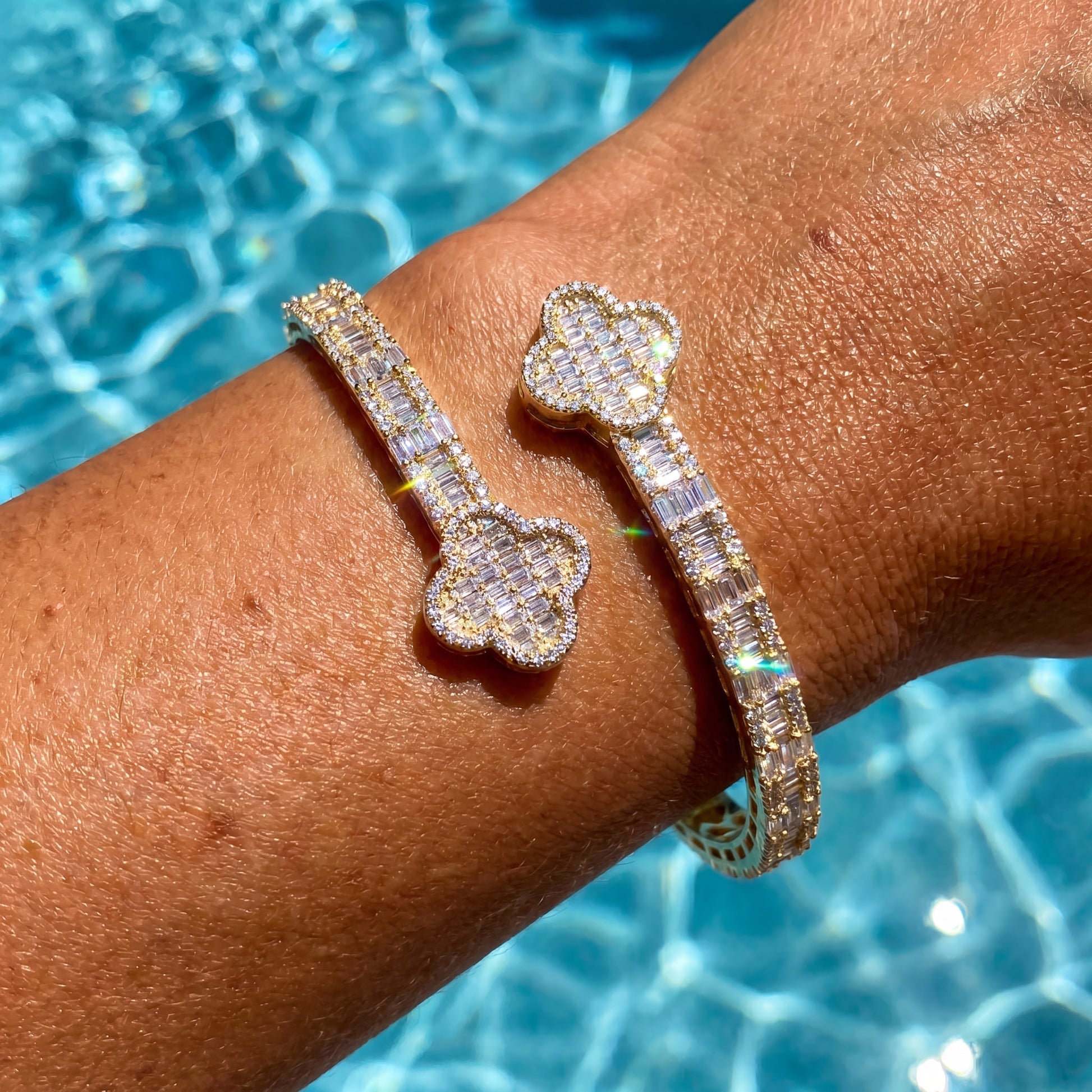 ICED OUT "CLOVER" ARMREIF - ICERAIN JEWELRY