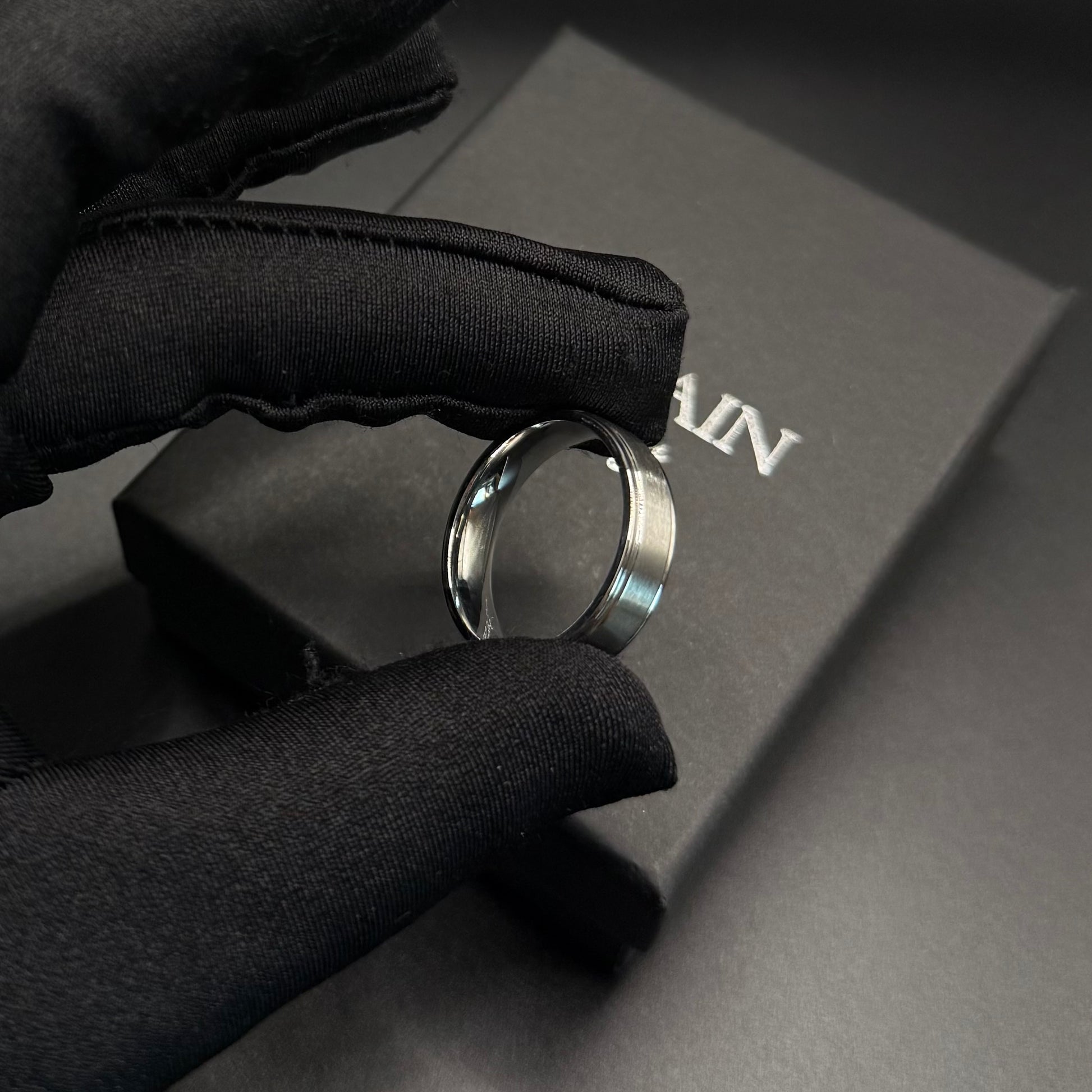 EDELSTAHL "SILVER COMFORT" RING - ICERAIN JEWELRY