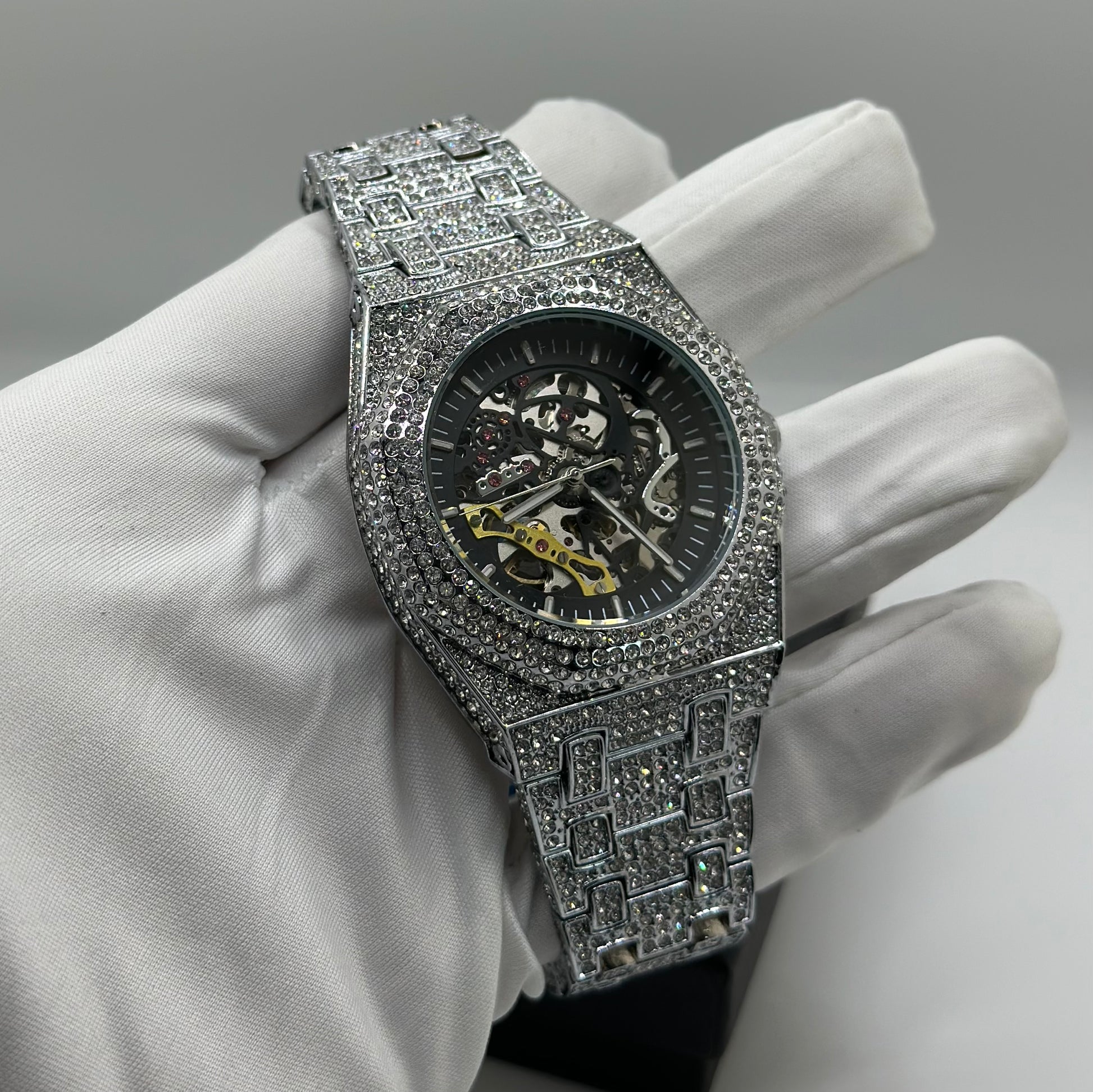 Luxus Designer Iced Out Automatic "Scheletro" Uhr + Box + Armbandkürzer - ICERAIN JEWELRY