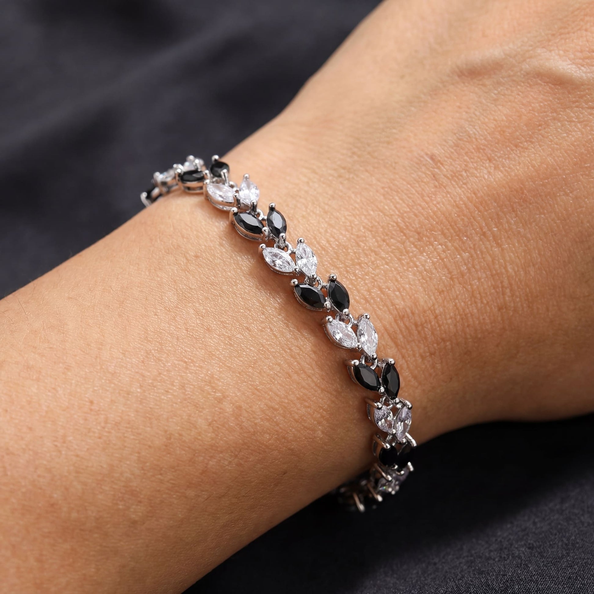 ICED OUT "FLOWER" ARMBAND - ICERAIN JEWELRY