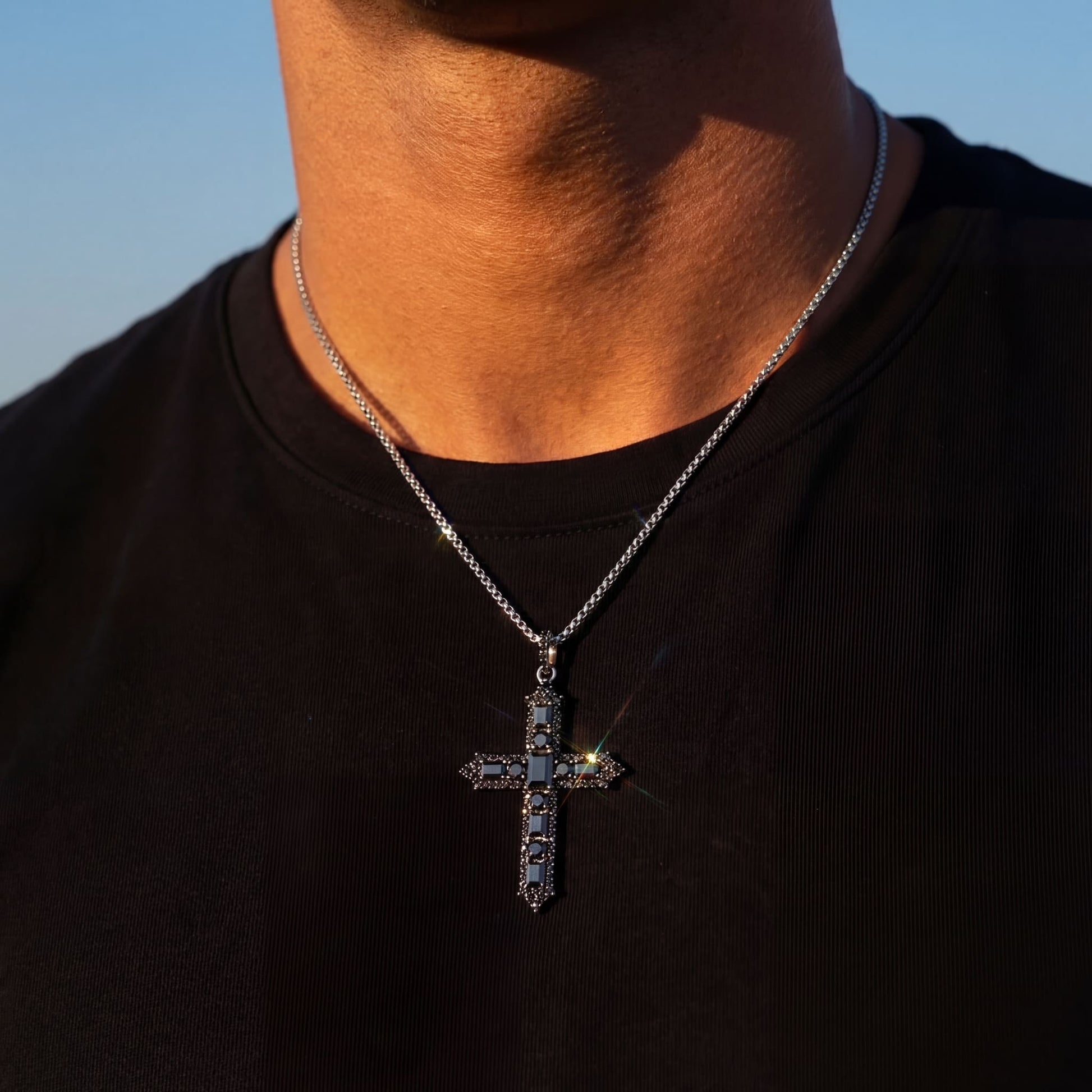ICED OUT "BLACK CROSS" KETTE - ICERAIN JEWELRY
