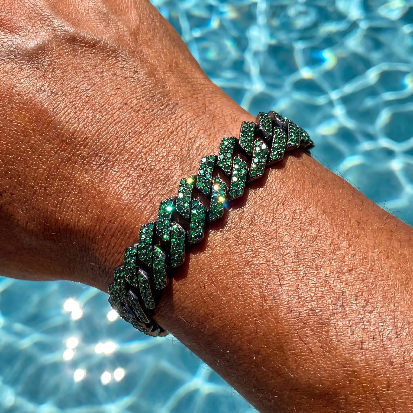 ICED OUT 14MM "GREEN PRONG CUBAN" ARMBAND [CLASSIC VERSION] - ICERAIN JEWELRY