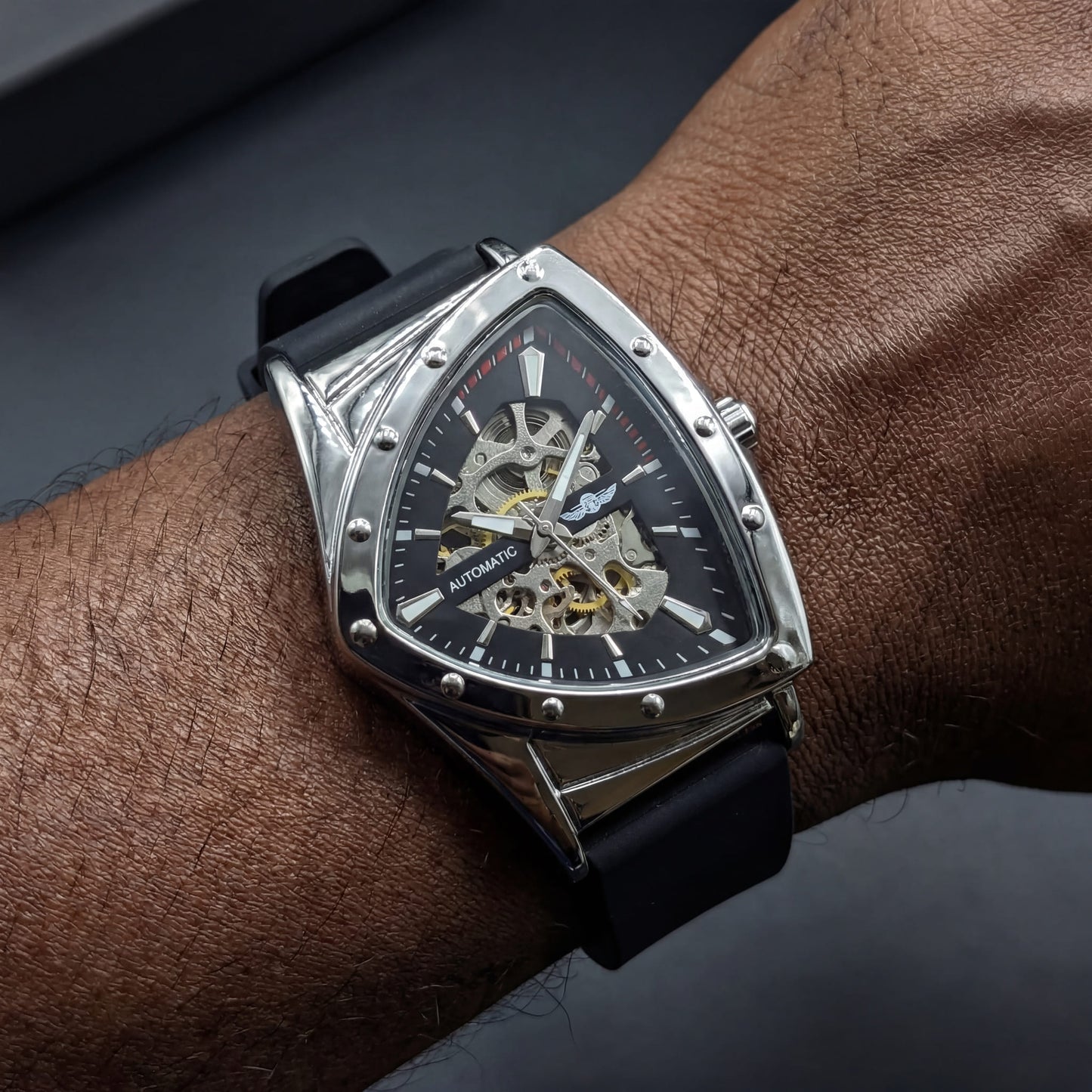 EDELSTAHL AUTOMATIK "TRIANGLAR" UHR - ICERAIN JEWELRY