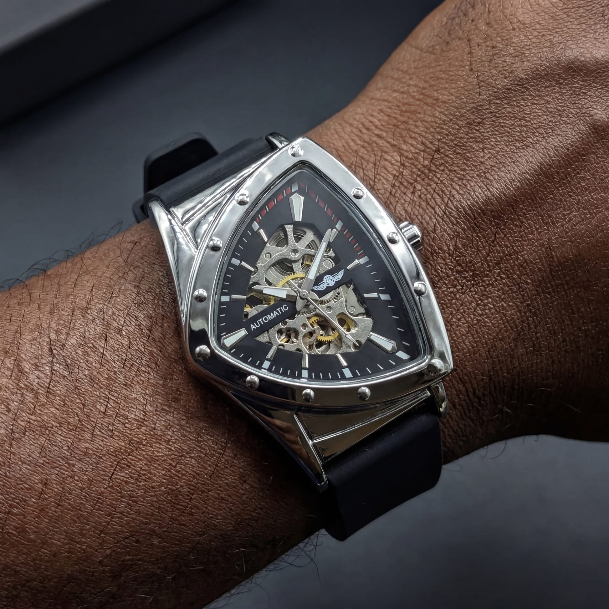 EDELSTAHL AUTOMATIK "TRIANGLAR" UHR - ICERAIN JEWELRY