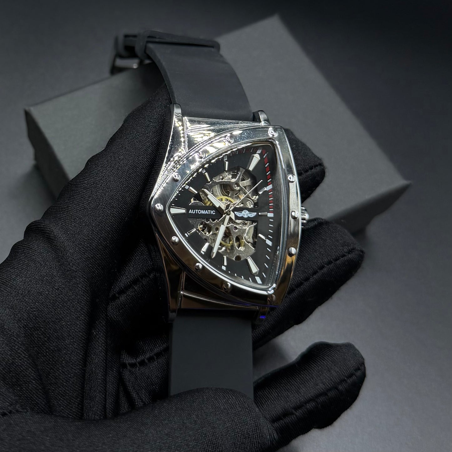 EDELSTAHL AUTOMATIK "TRIANGLAR" UHR - ICERAIN JEWELRY
