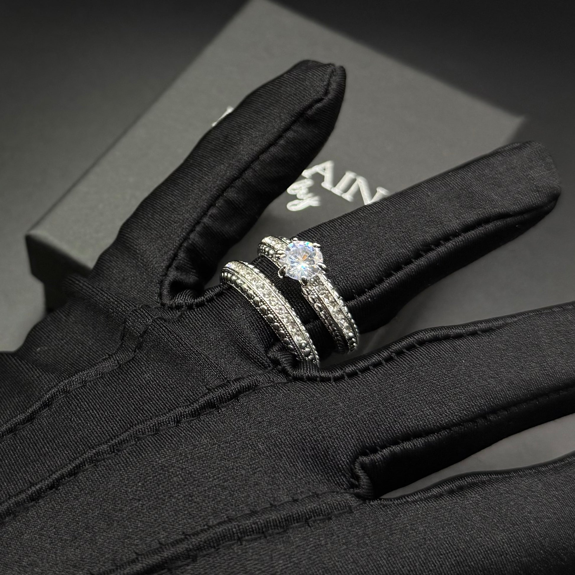 ICED OUT "AMANDO" RINGE - ICERAIN JEWELRY