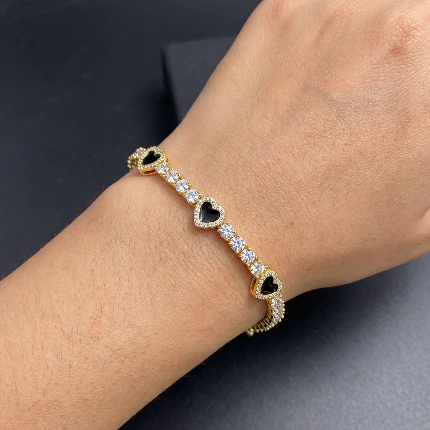 ICED OUT "HEART CLOVER TENNIS" ARMBAND - ICERAIN JEWELRY