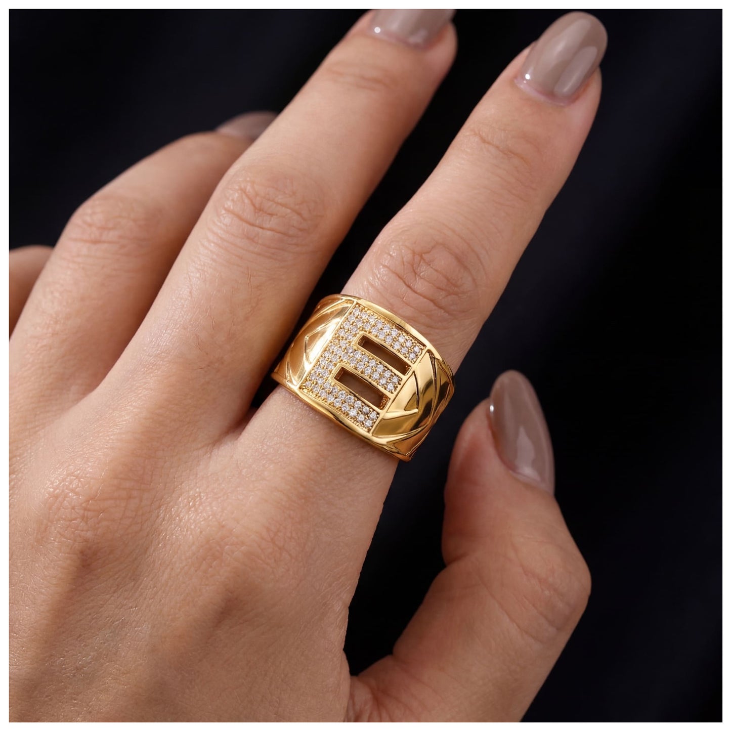 PERSONALISIERTER ICED OUT ANFANGSBUCHSTABEN "RONUS" RING - ICERAIN JEWELRY