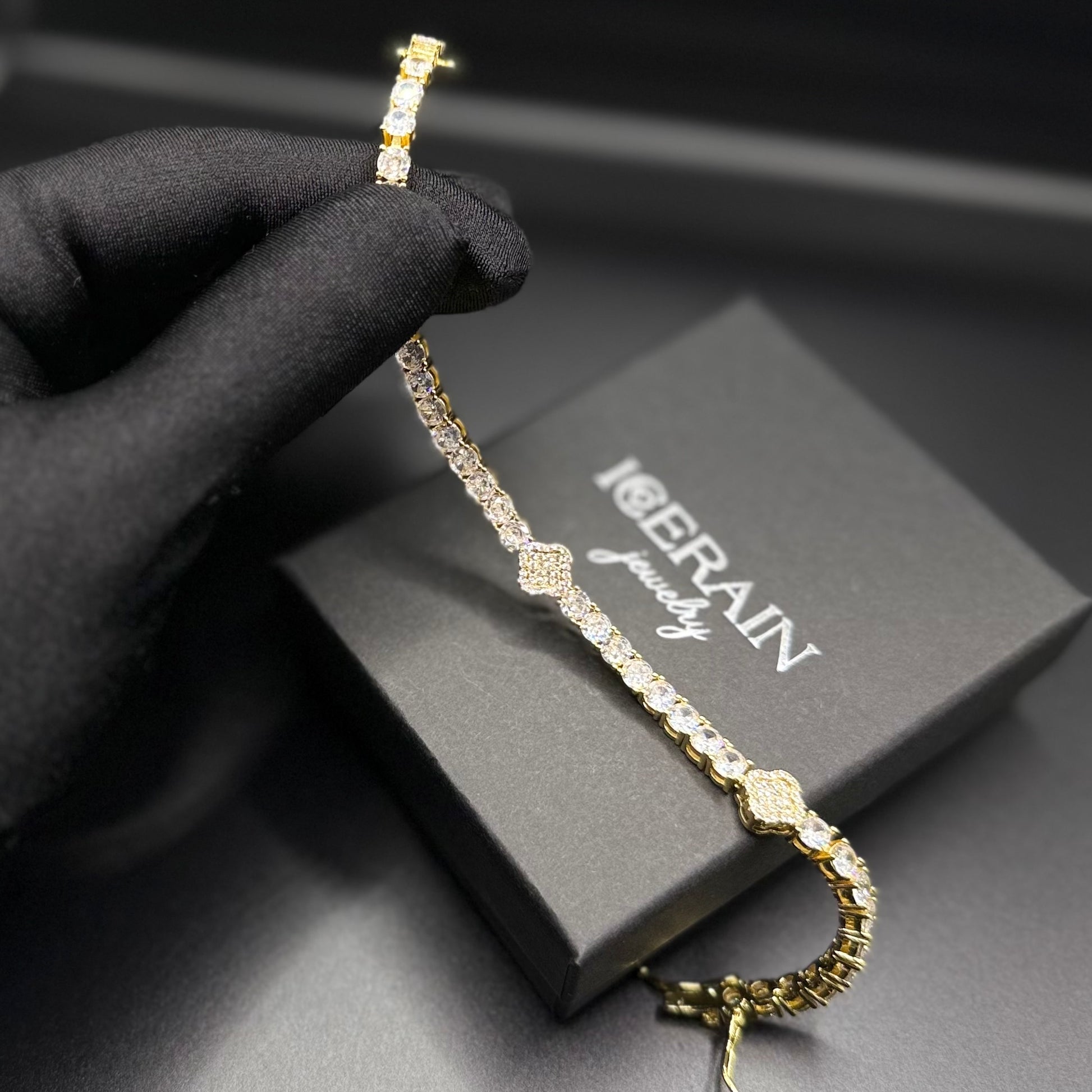 ICED OUT "GOLD CLOVER TENNIS" ARMBAND - ICERAIN JEWELRY