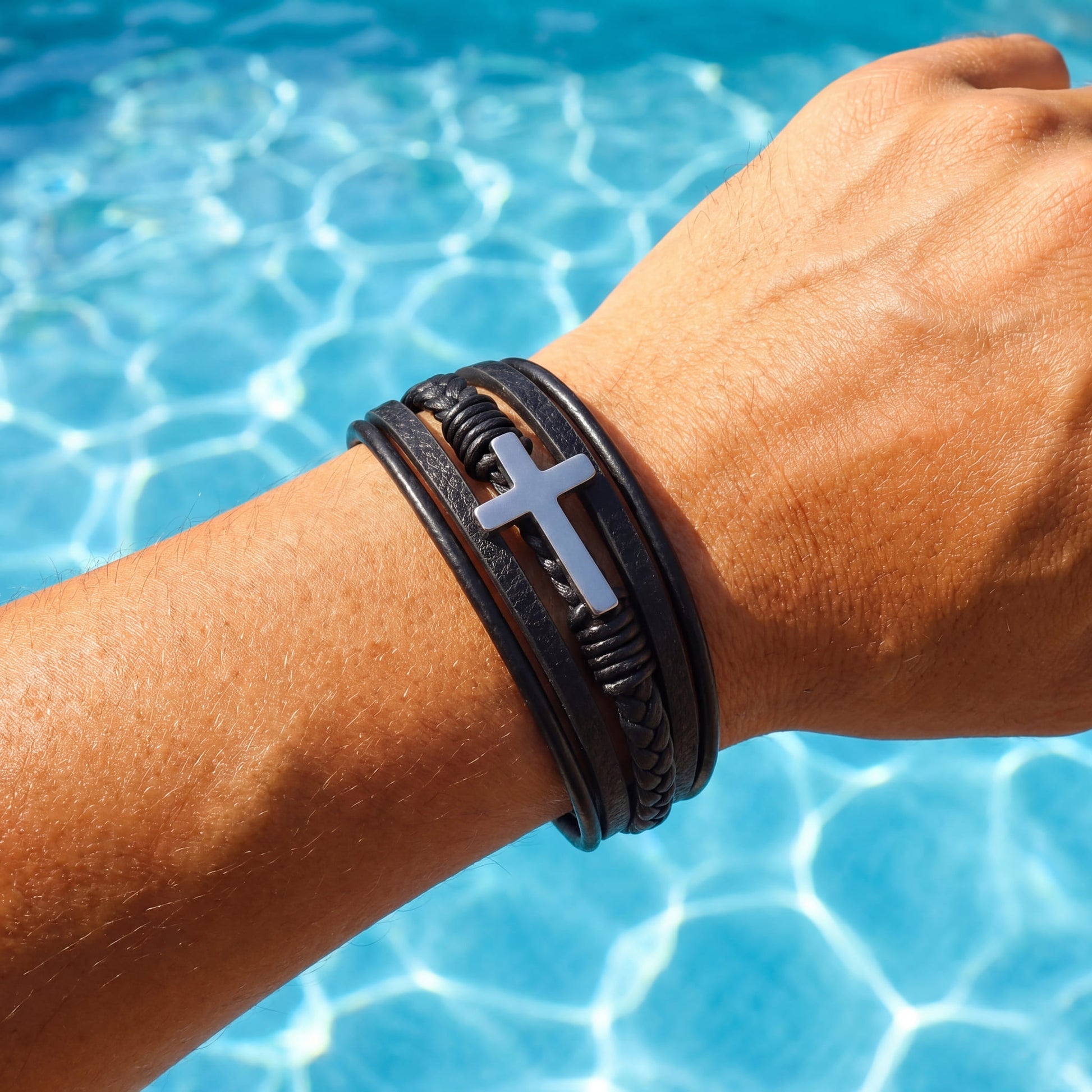 LEDER "CROSS" ARMBAND - ICERAIN JEWELRY