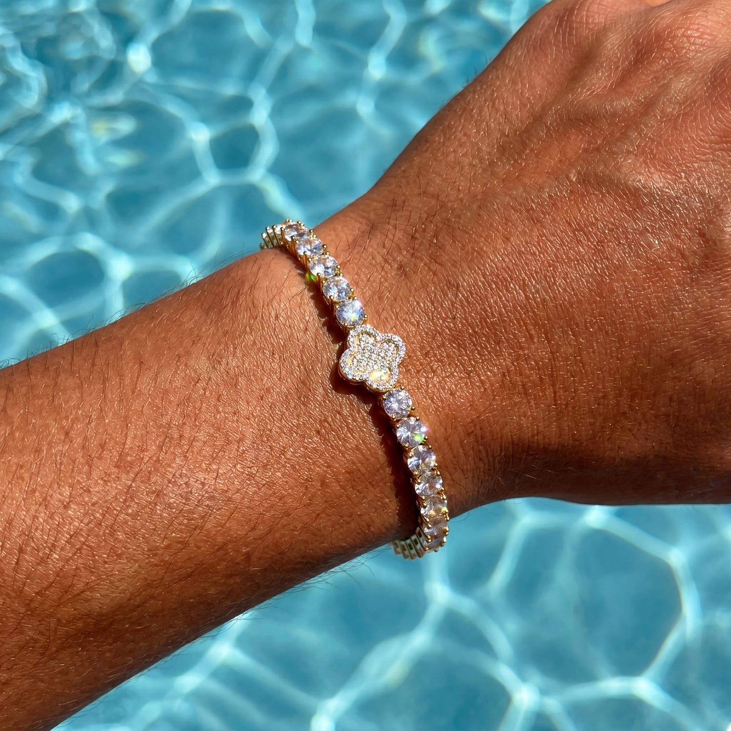 ICED OUT "GOLD CLOVER TENNIS" ARMBAND - ICERAIN JEWELRY